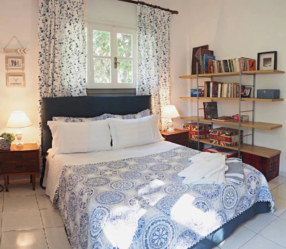 Poros Pine Villa