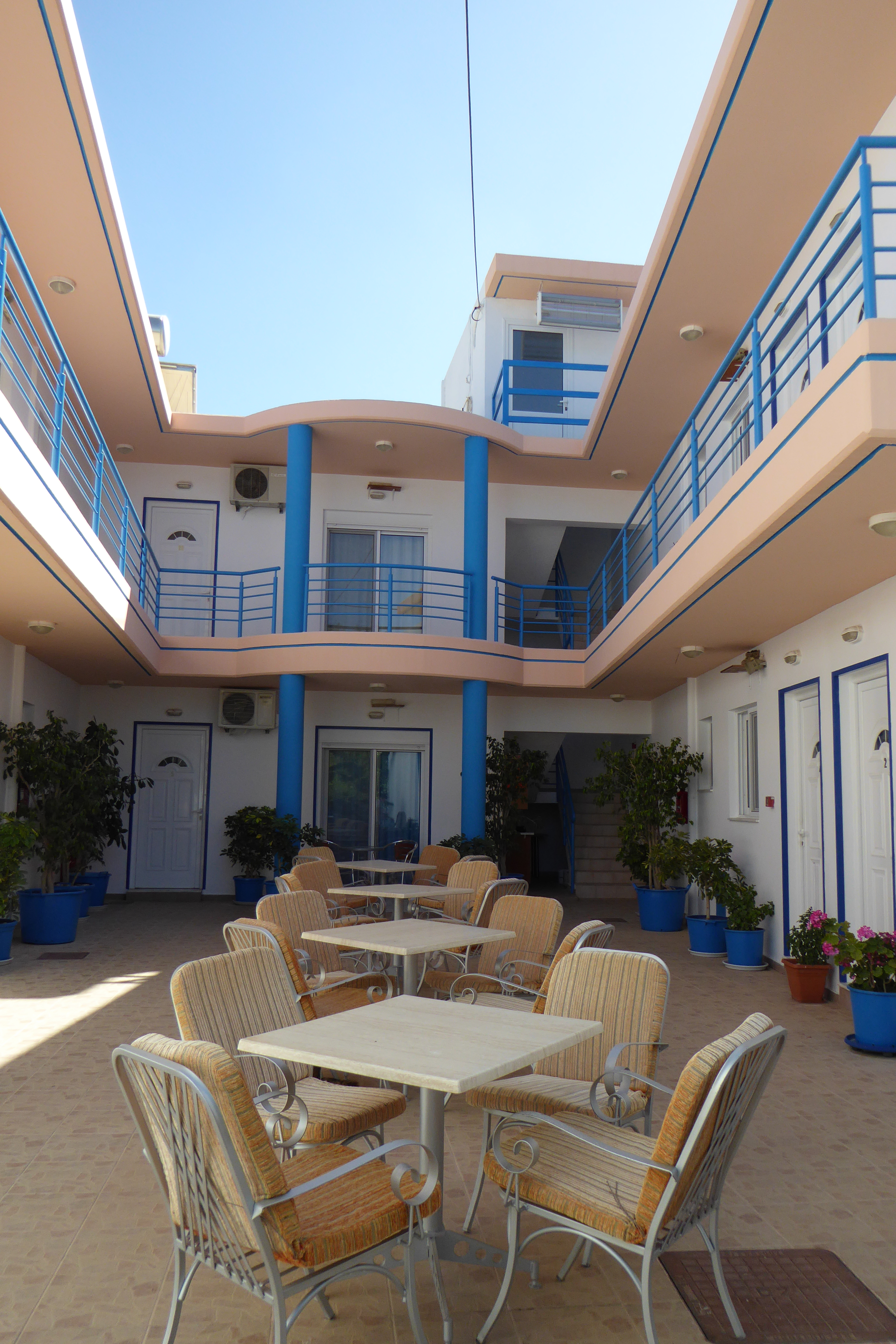 Acapulco Apartments