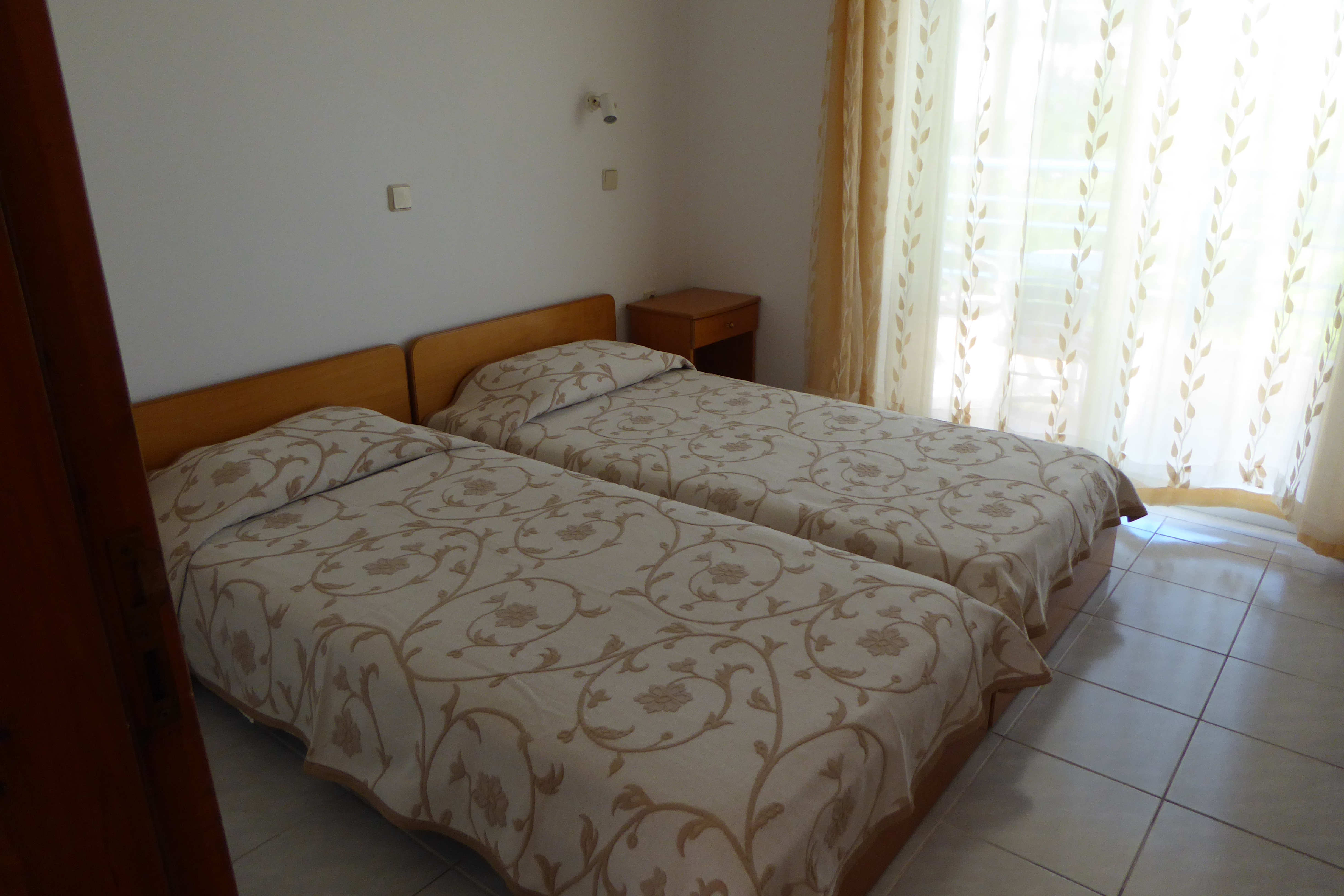 Acapulco Apartments