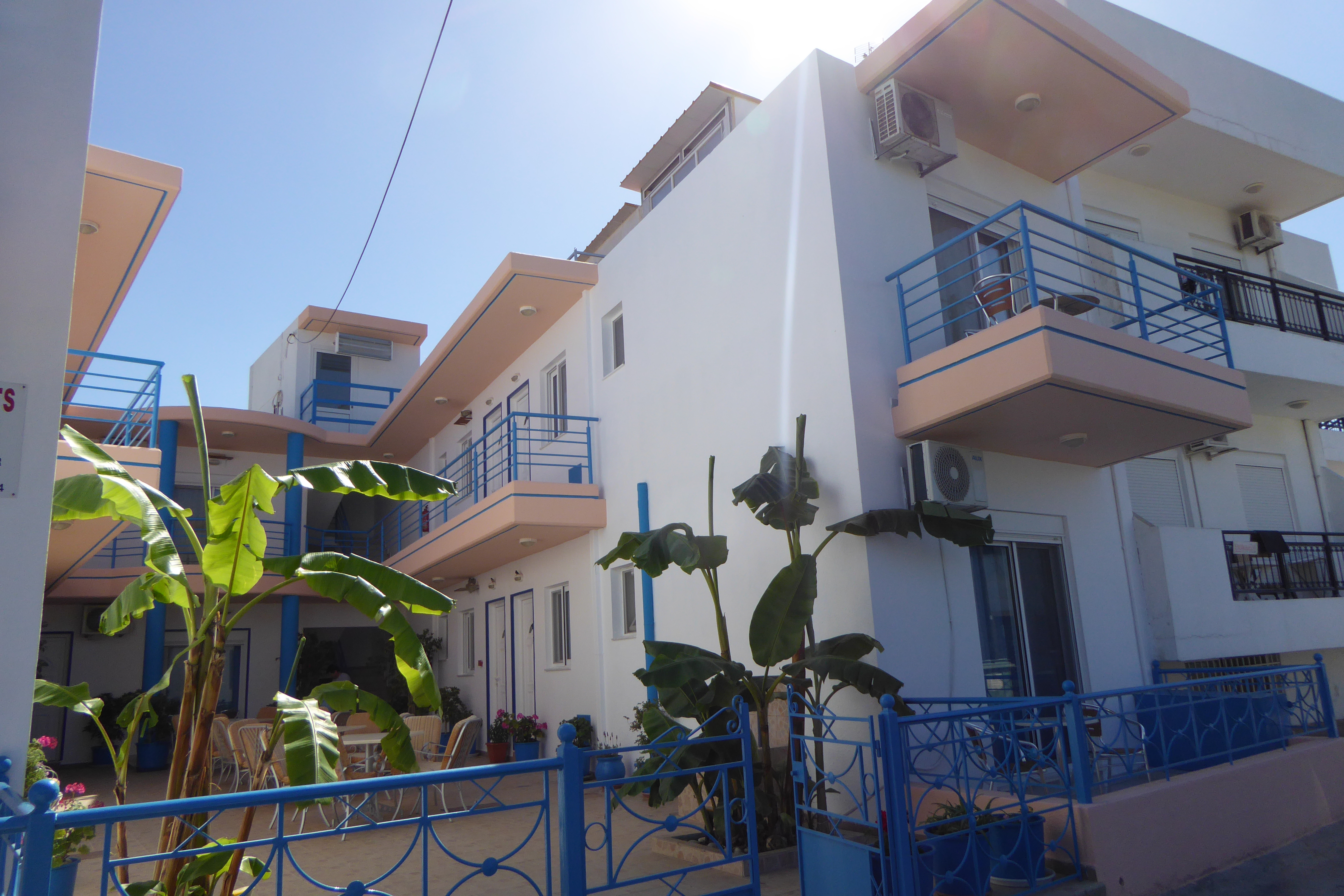 Acapulco Apartments
