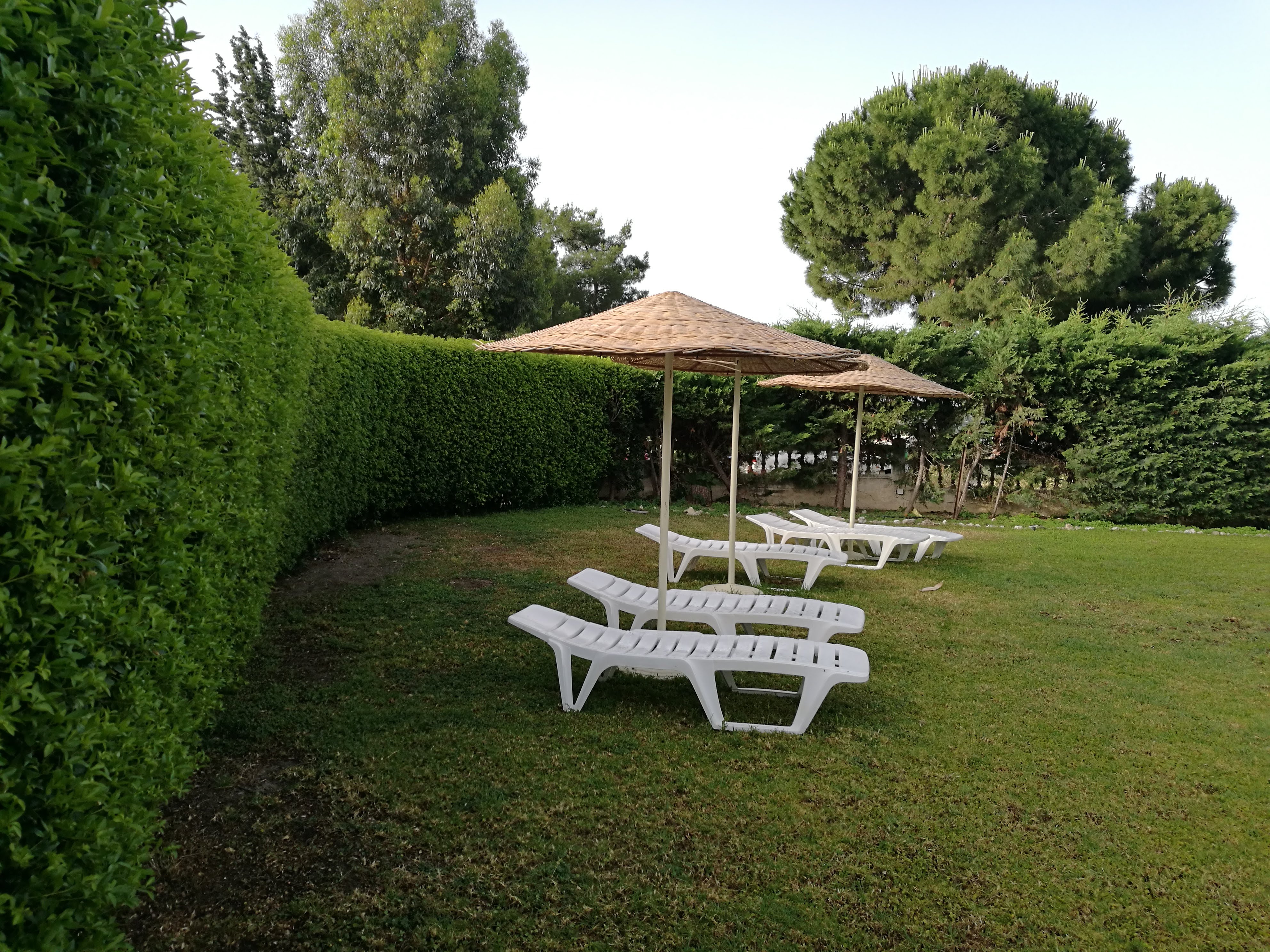 Golden Days Hotel