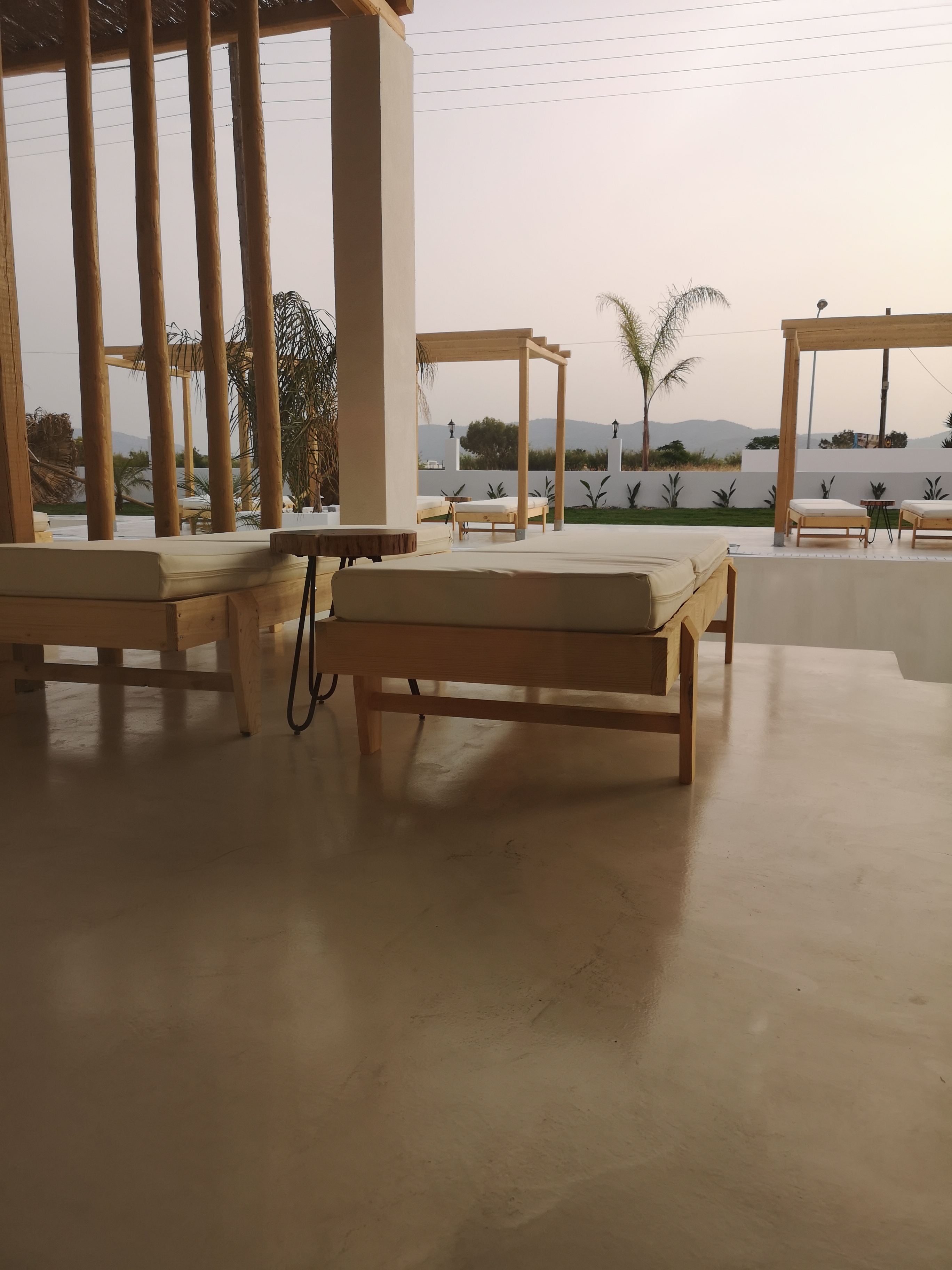 Alia Luxury Suites & Spa Beachfront Hotel