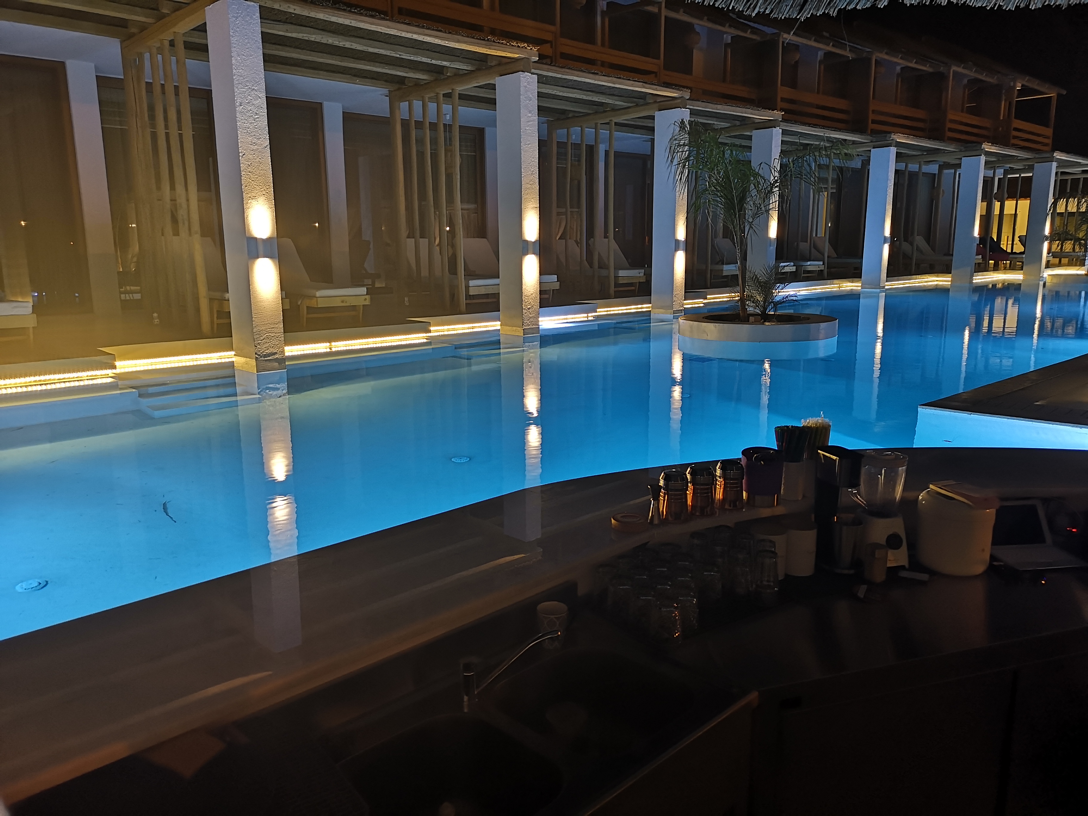 Alia Luxury Suites & Spa Beachfront Hotel