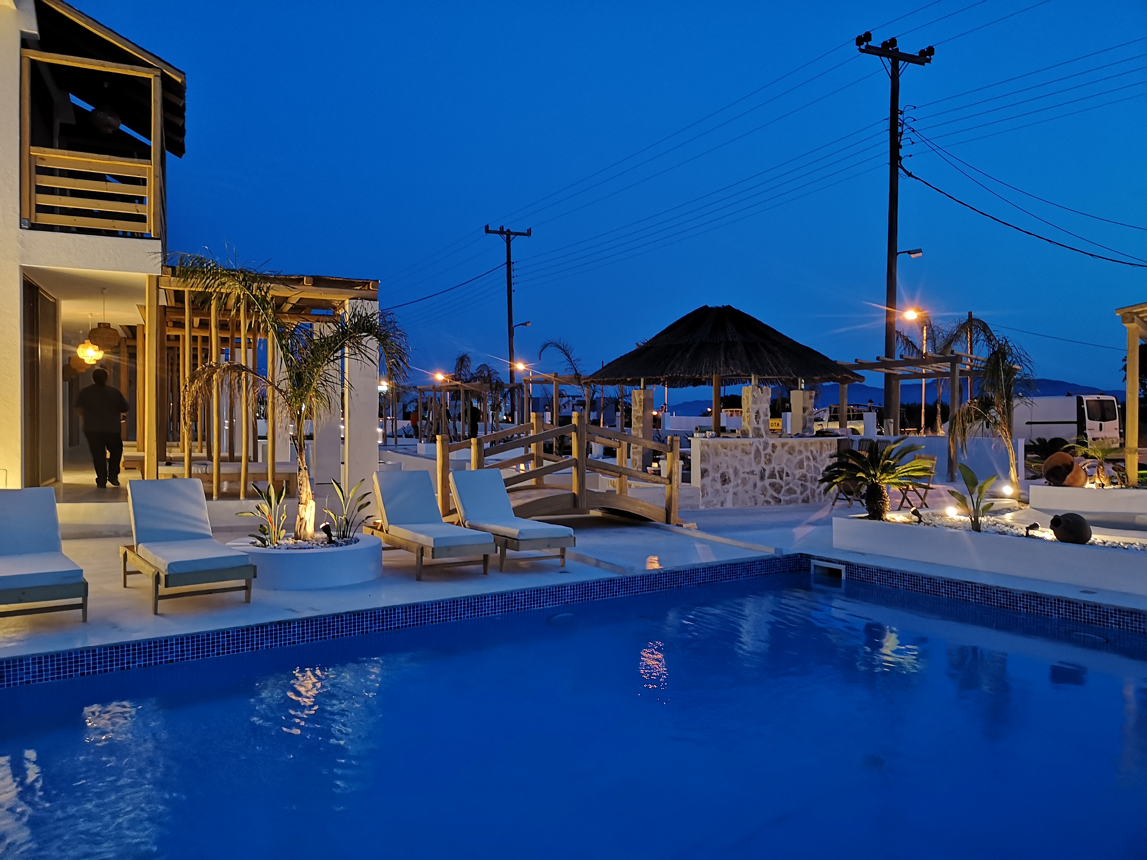 Alia Luxury Suites & Spa Beachfront Hotel