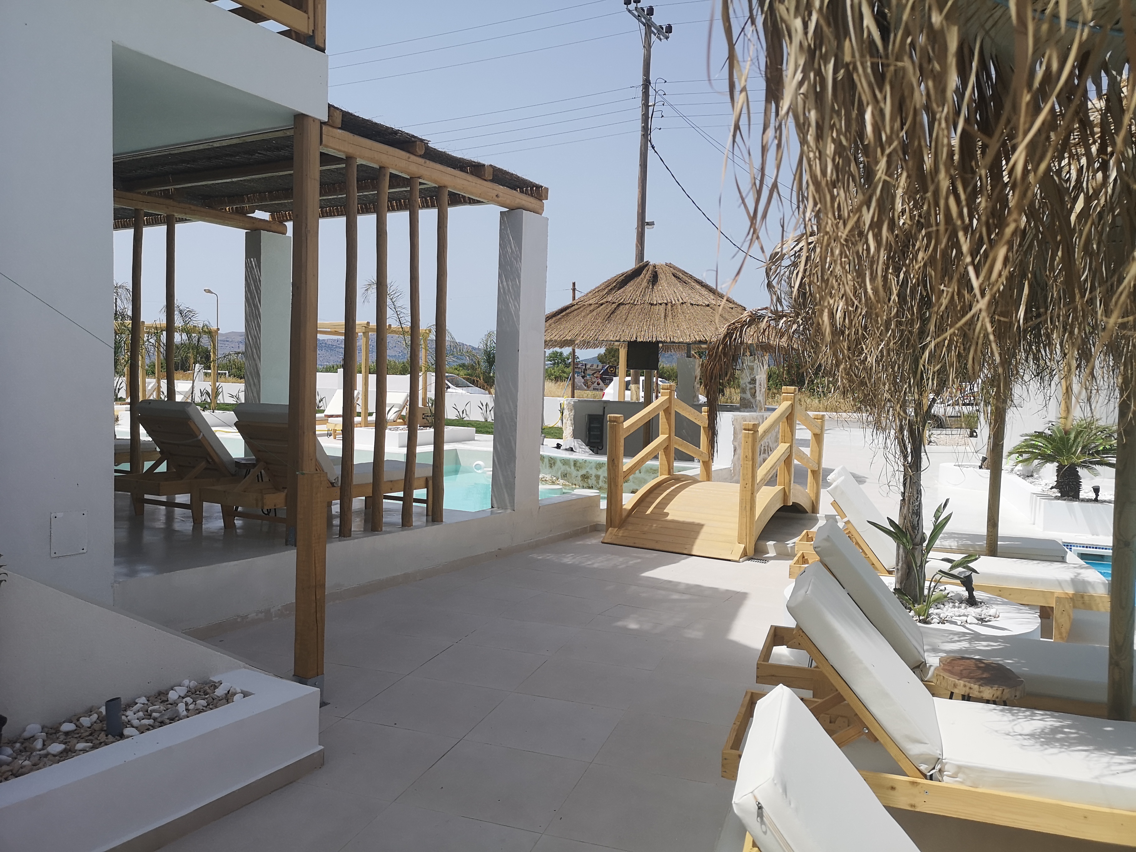 Alia Luxury Suites & Spa Beachfront Hotel