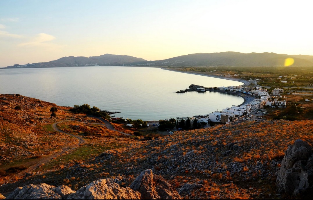 Alia Luxury Suites & Spa Beachfront Hotel