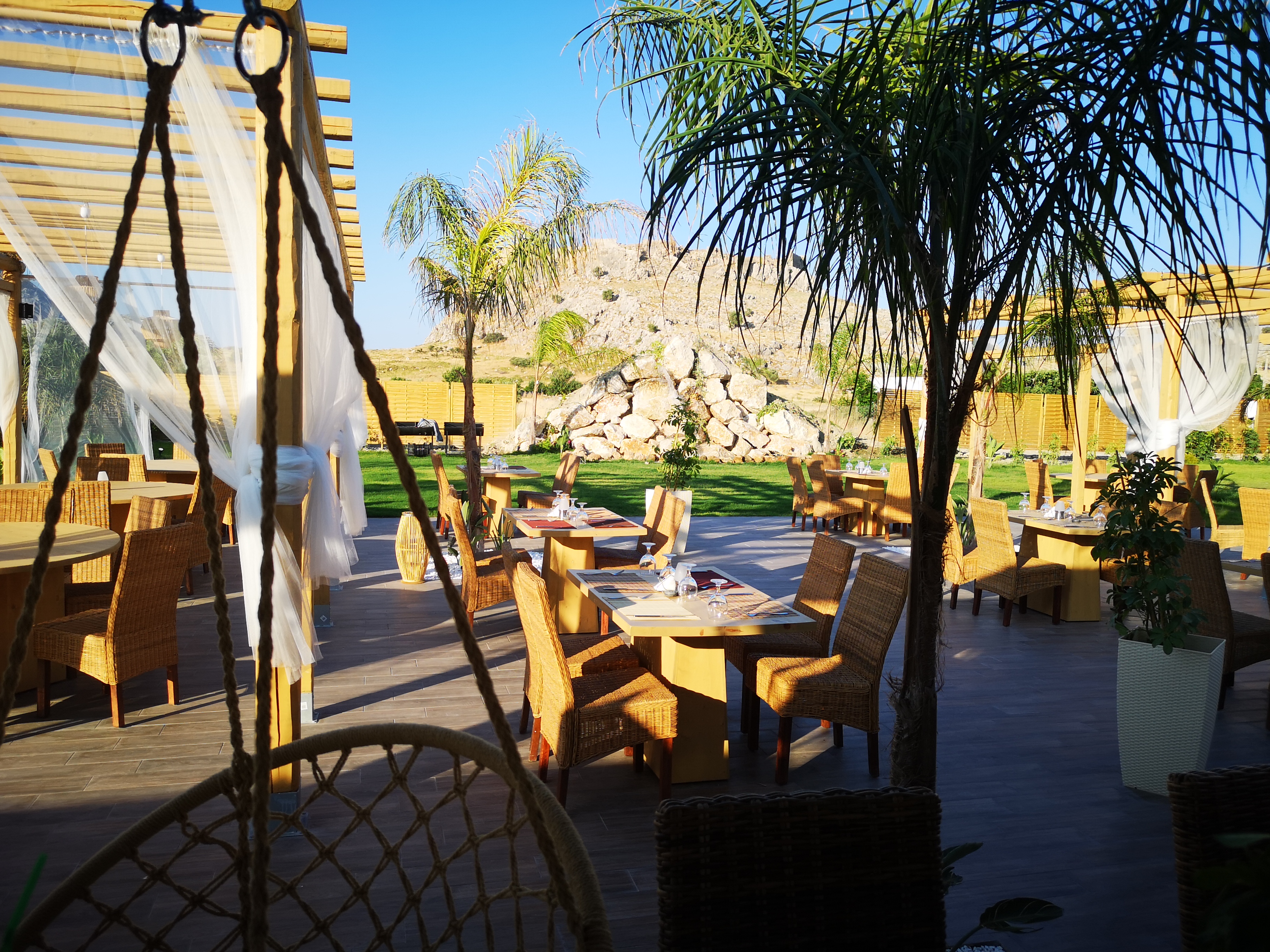 Alia Luxury Suites & Spa Beachfront Hotel