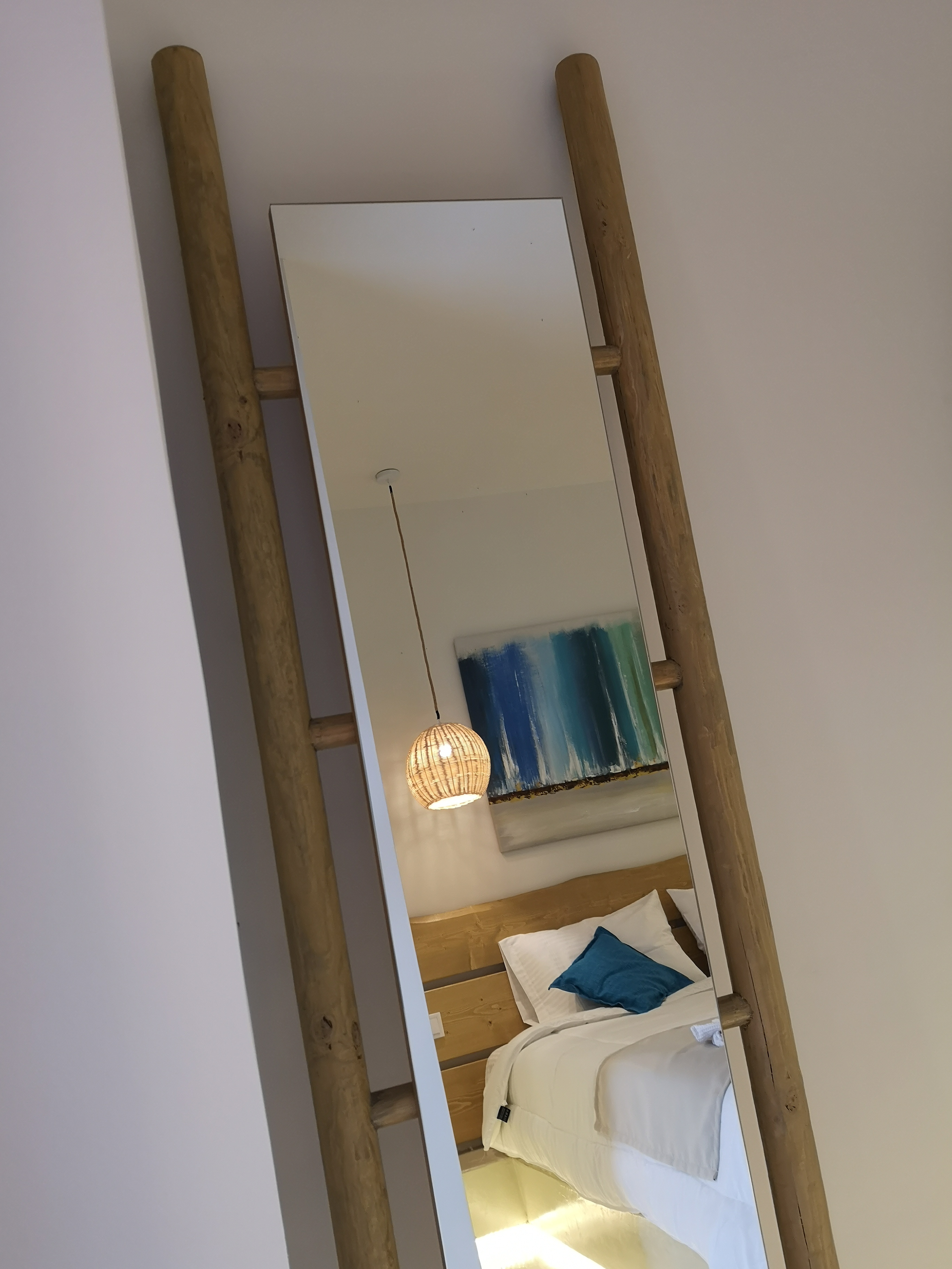 Alia Luxury Suites & Spa Beachfront Hotel