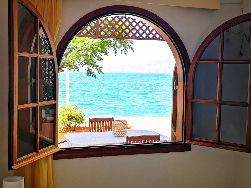 Relax Seaside House by living in blue