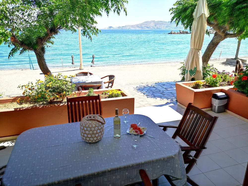 Relax Seaside House by living in blue