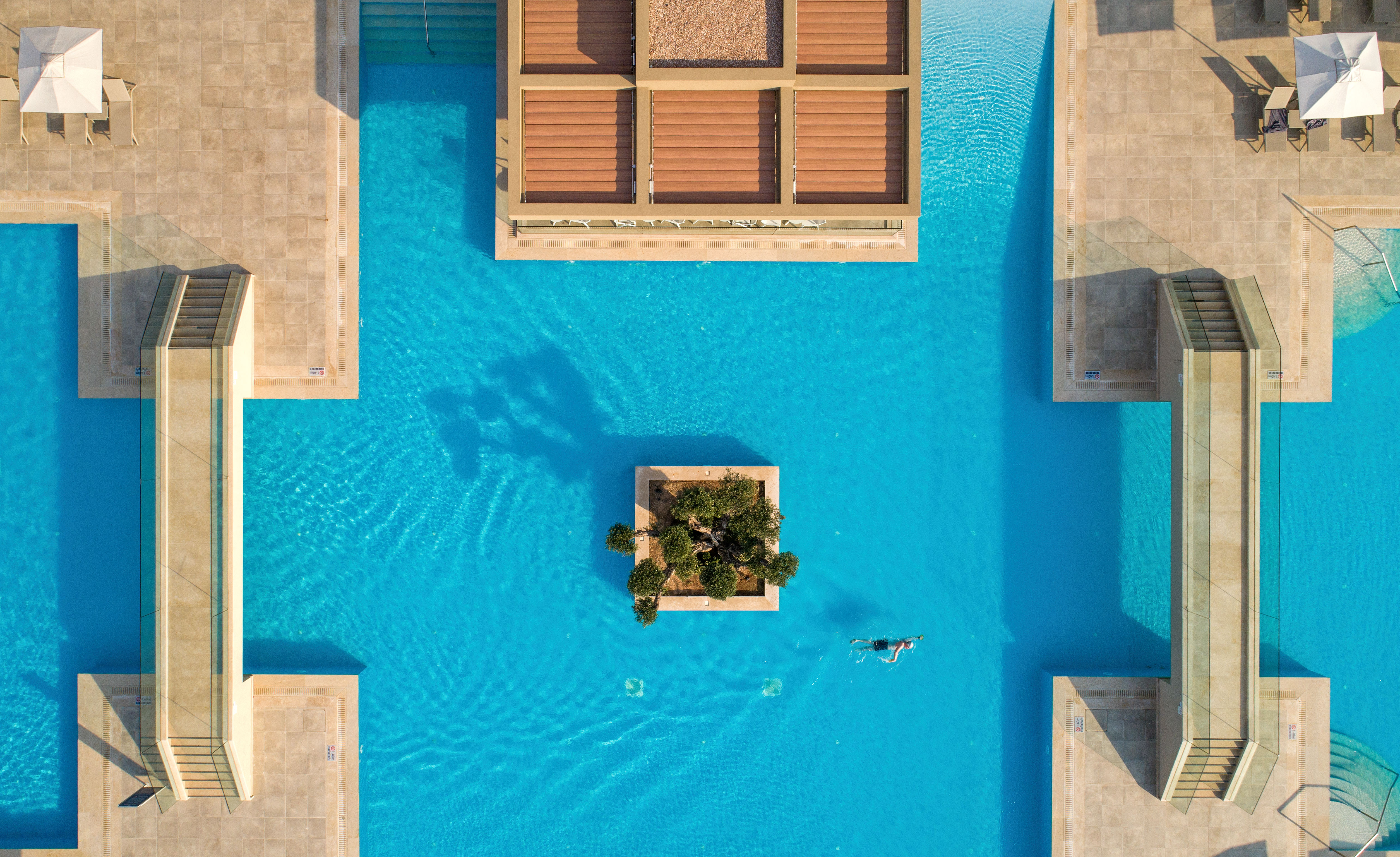 Amada Colossos Resort