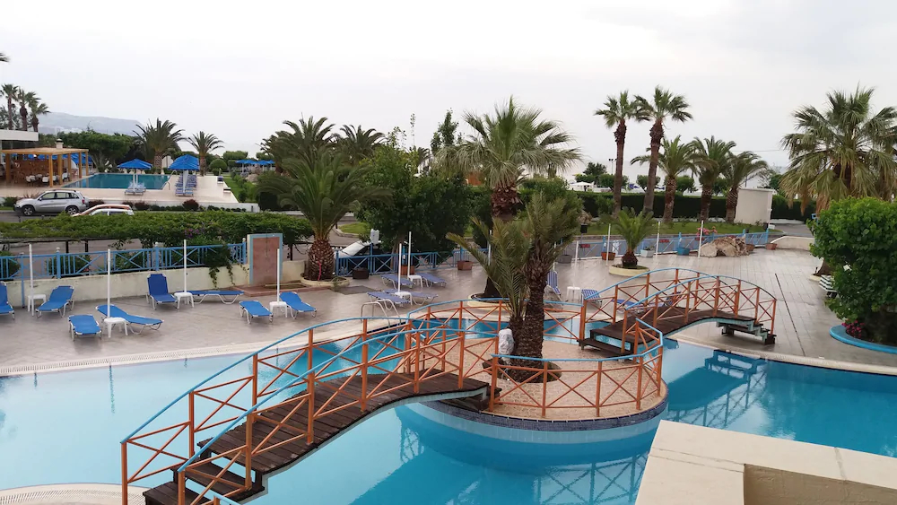Angelos Beach Hotel