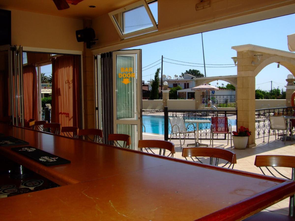 Antonios Hotel
