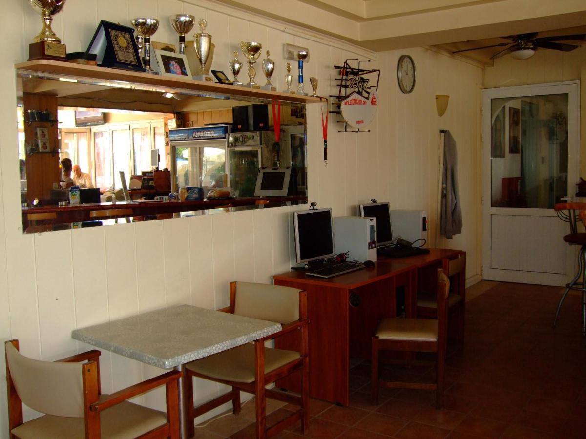 Antonios Hotel