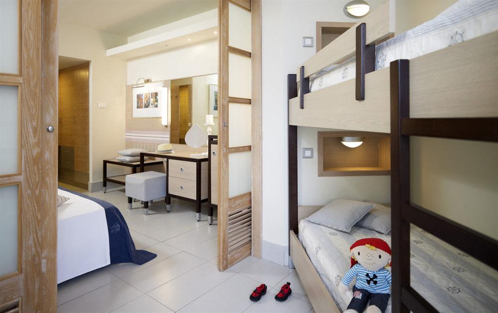 Esperides Beach Resort
