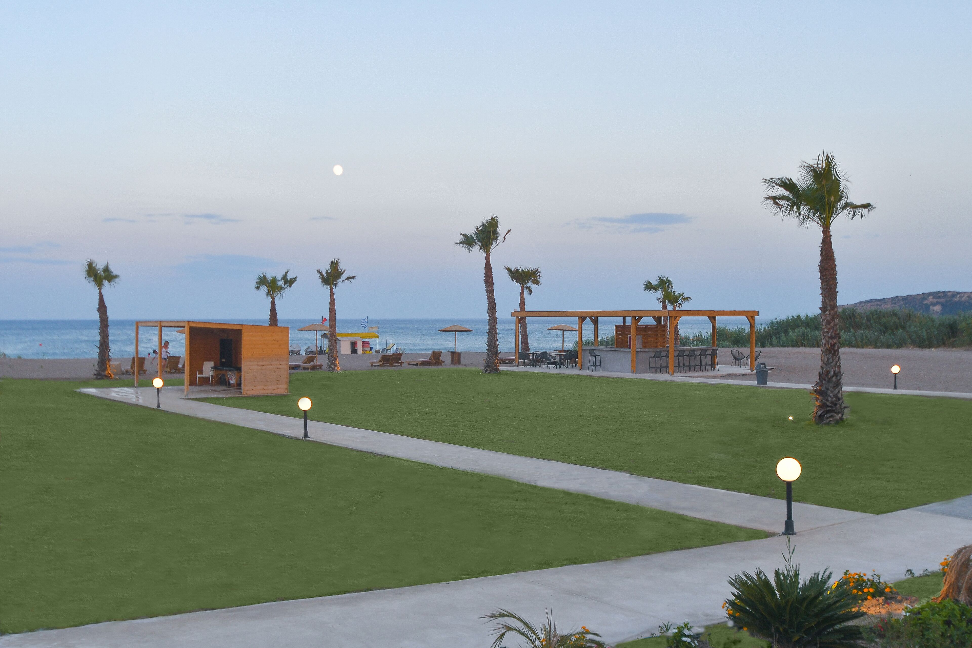Evita Bay Hotel