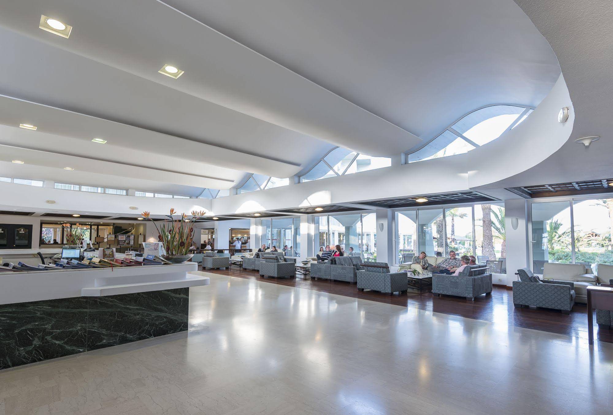 Apollo Beach Hotel