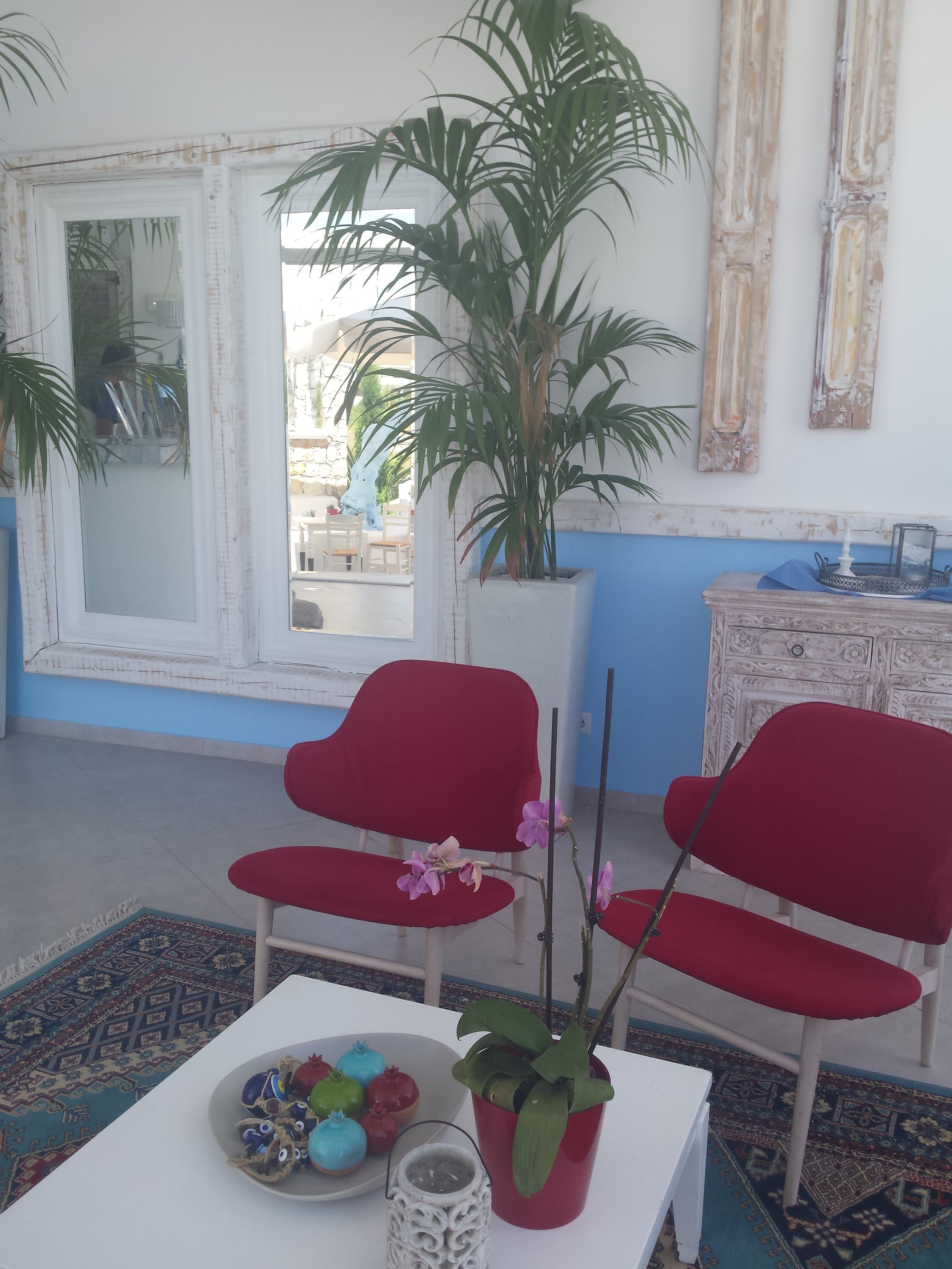 Kouros Home