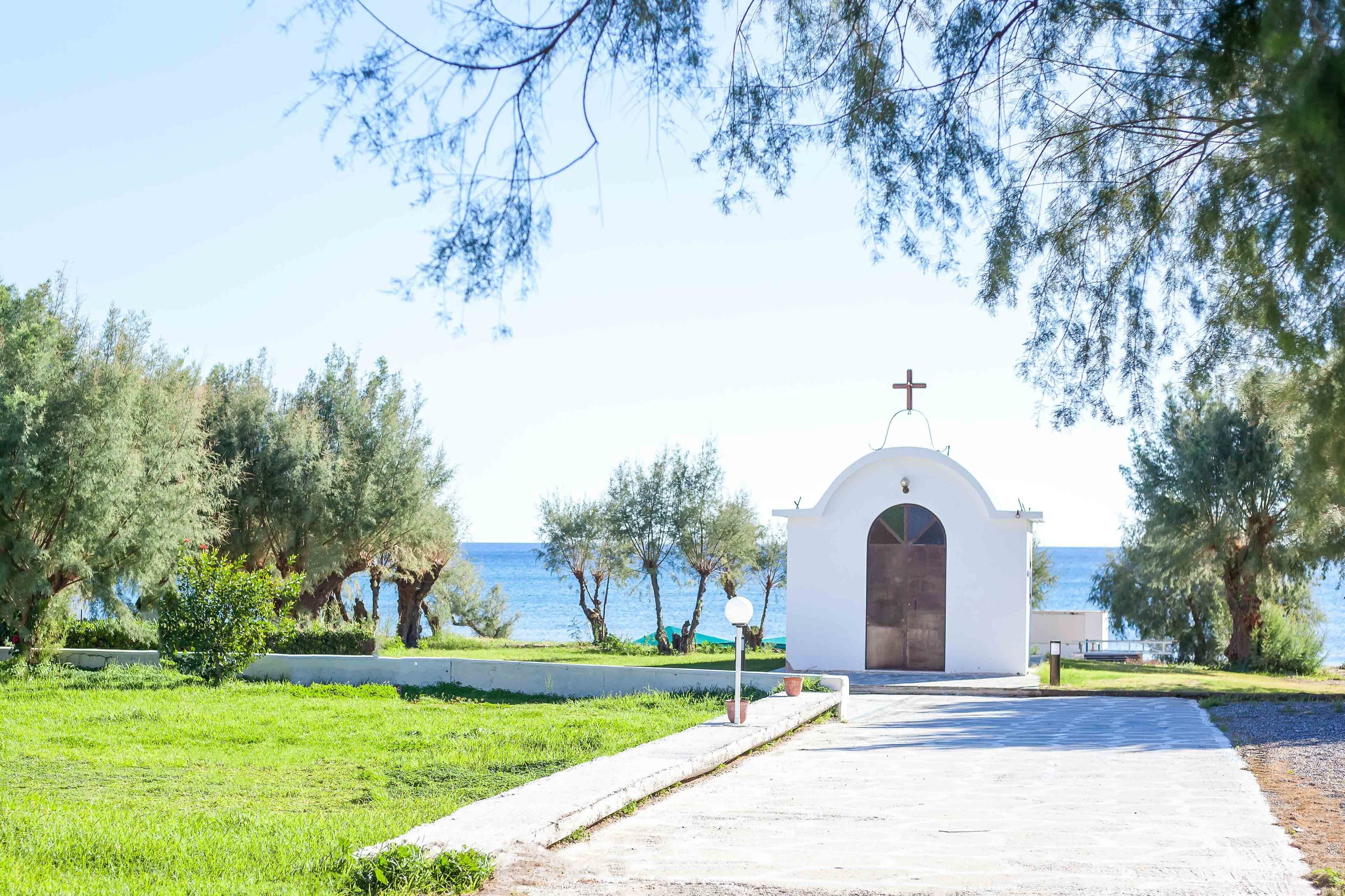 Pegasos Deluxe Beach Hotel