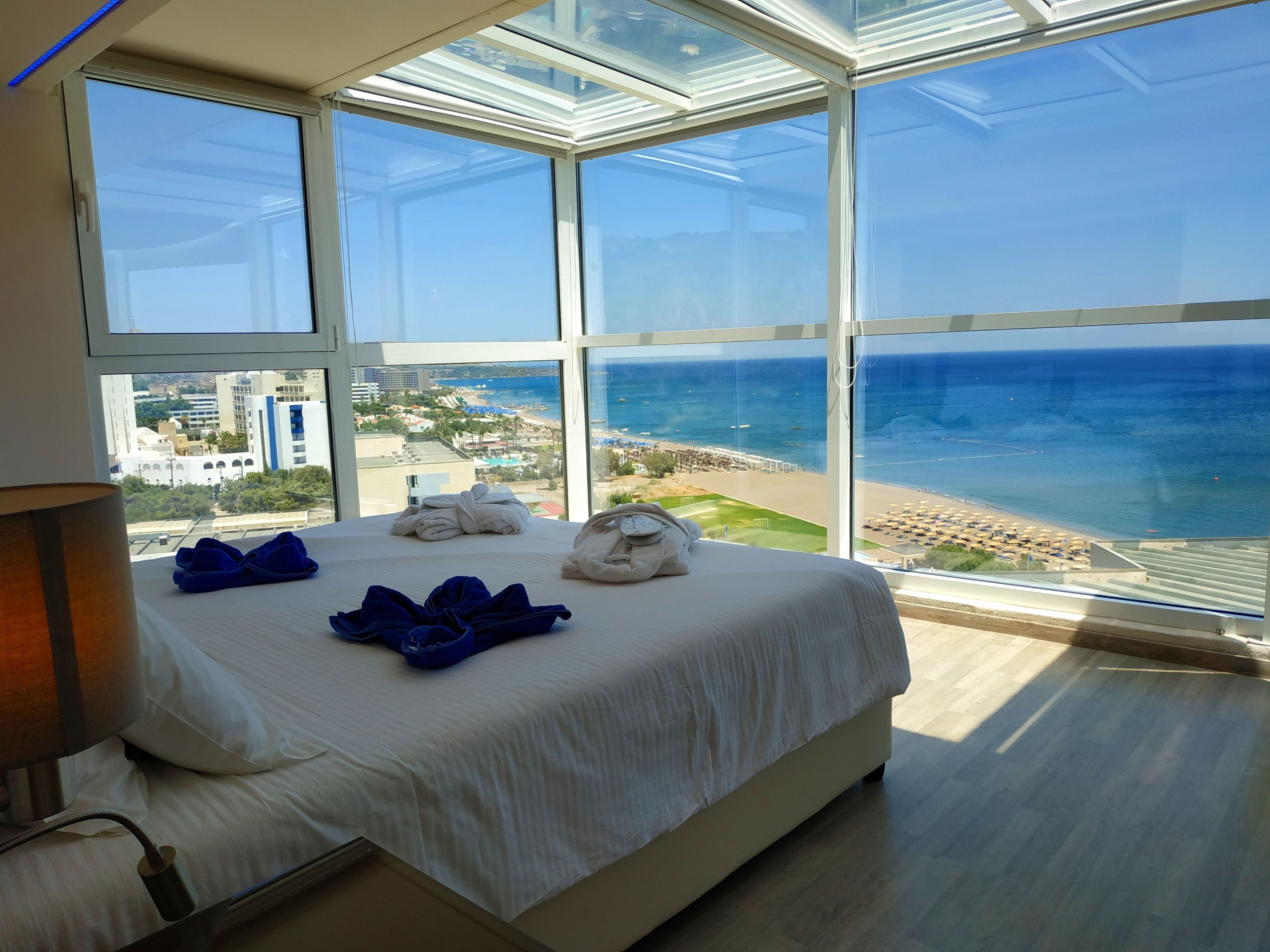 Pegasos Deluxe Beach Hotel