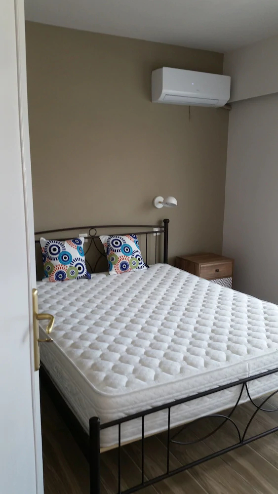 Ria's Deluxe Apartments
