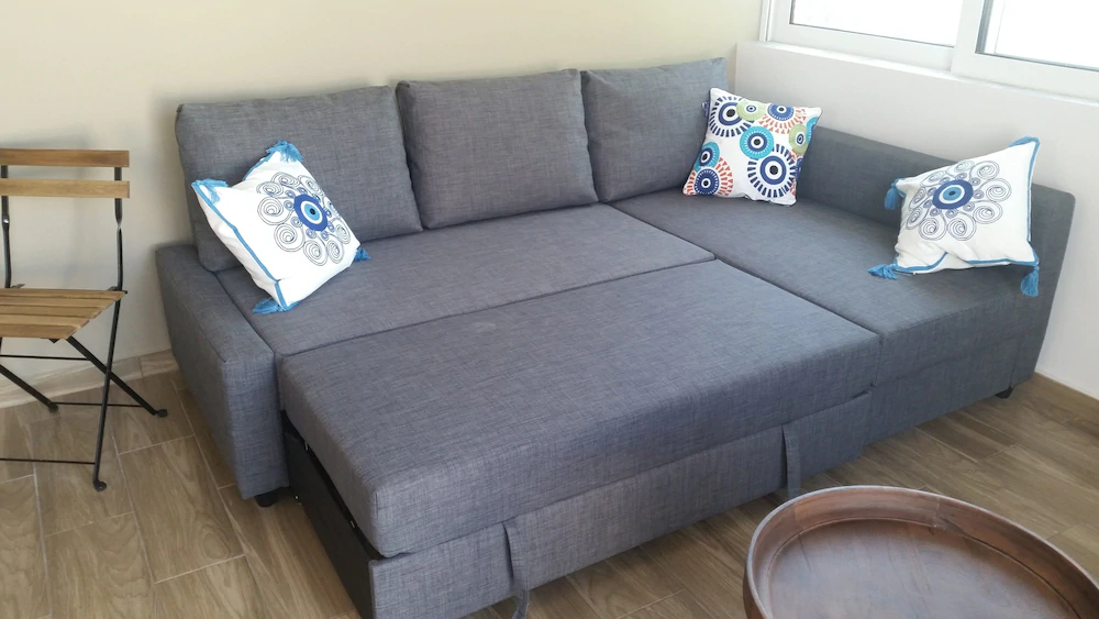 Ria's Deluxe Apartments