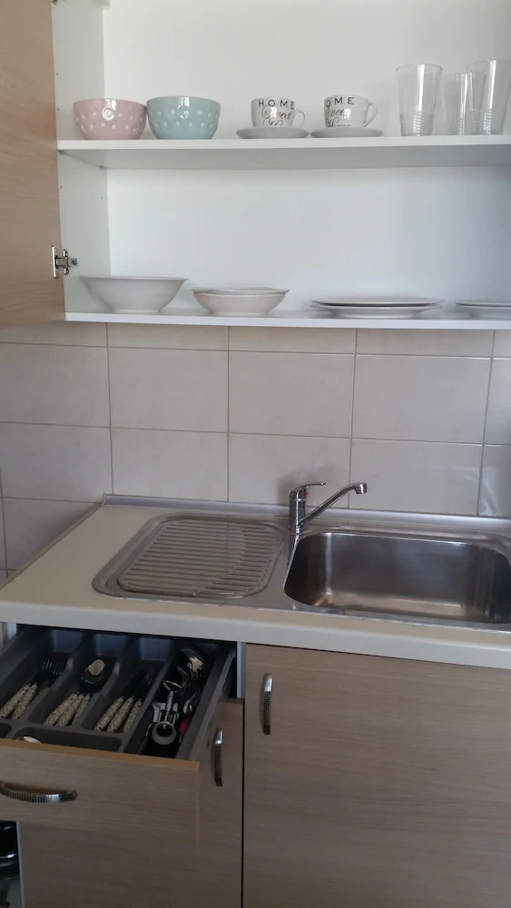 Ria's Deluxe Apartments