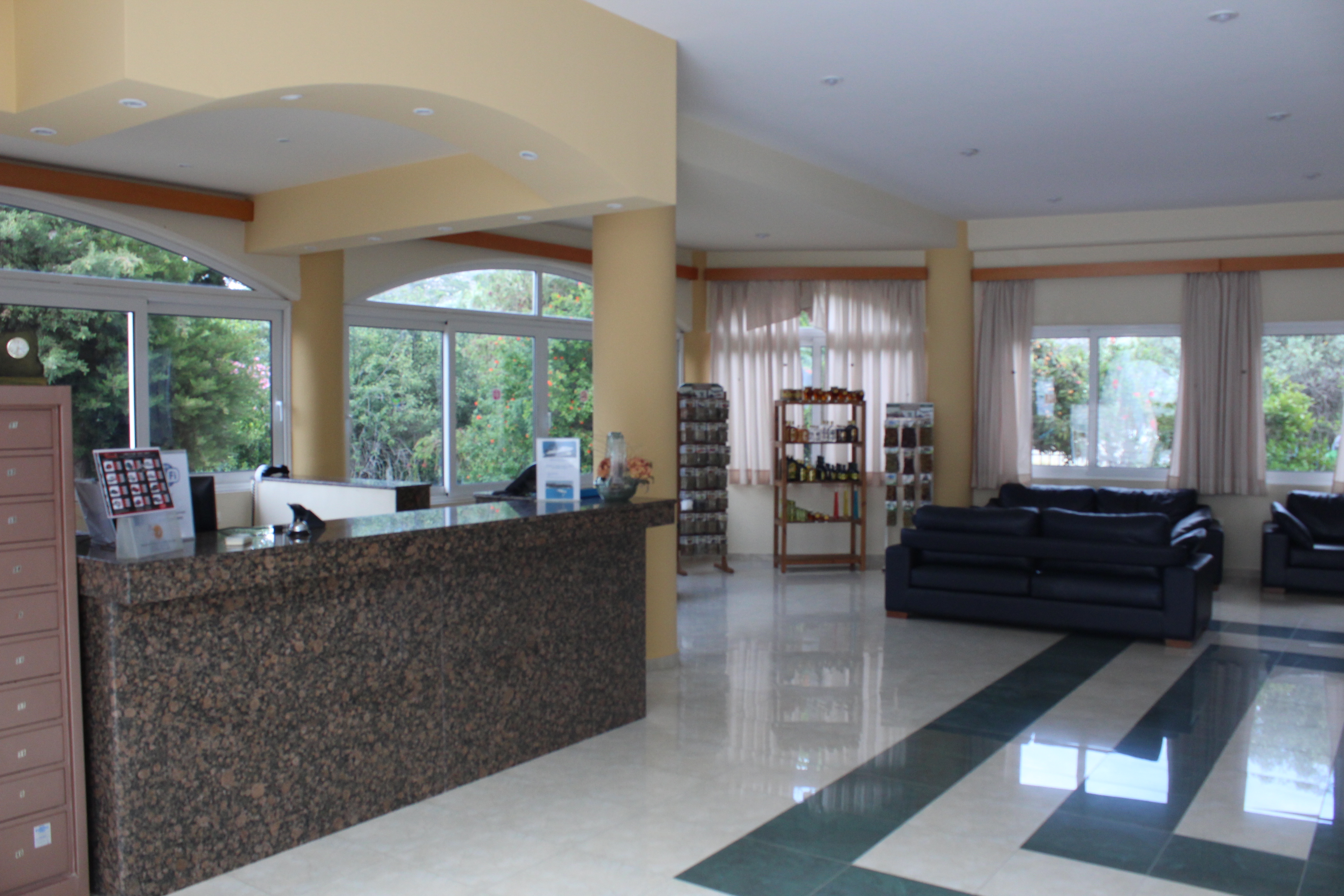 Tivoli Hotel