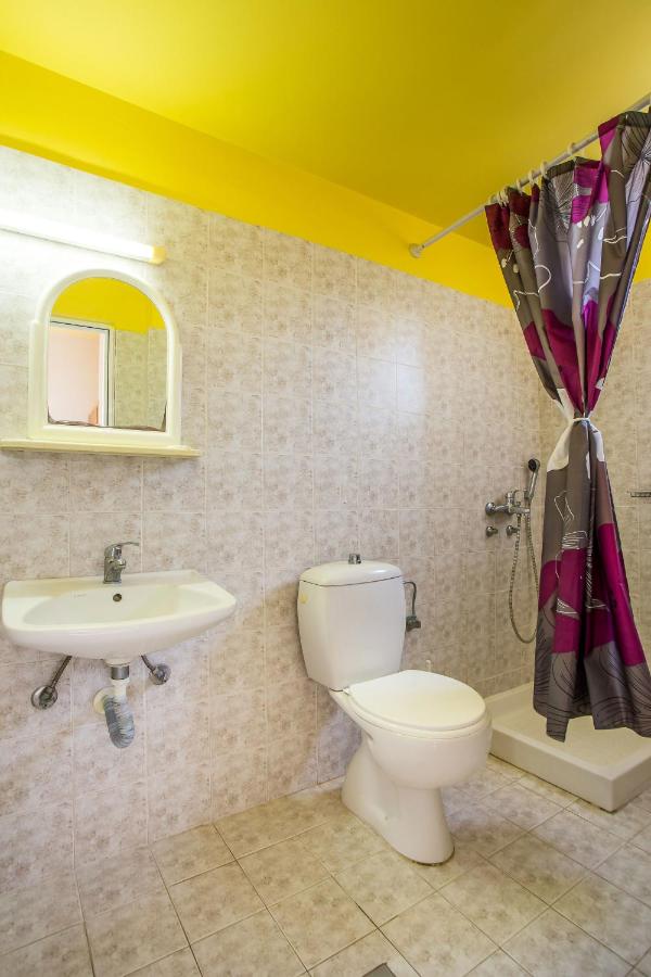 Vicky's Studios