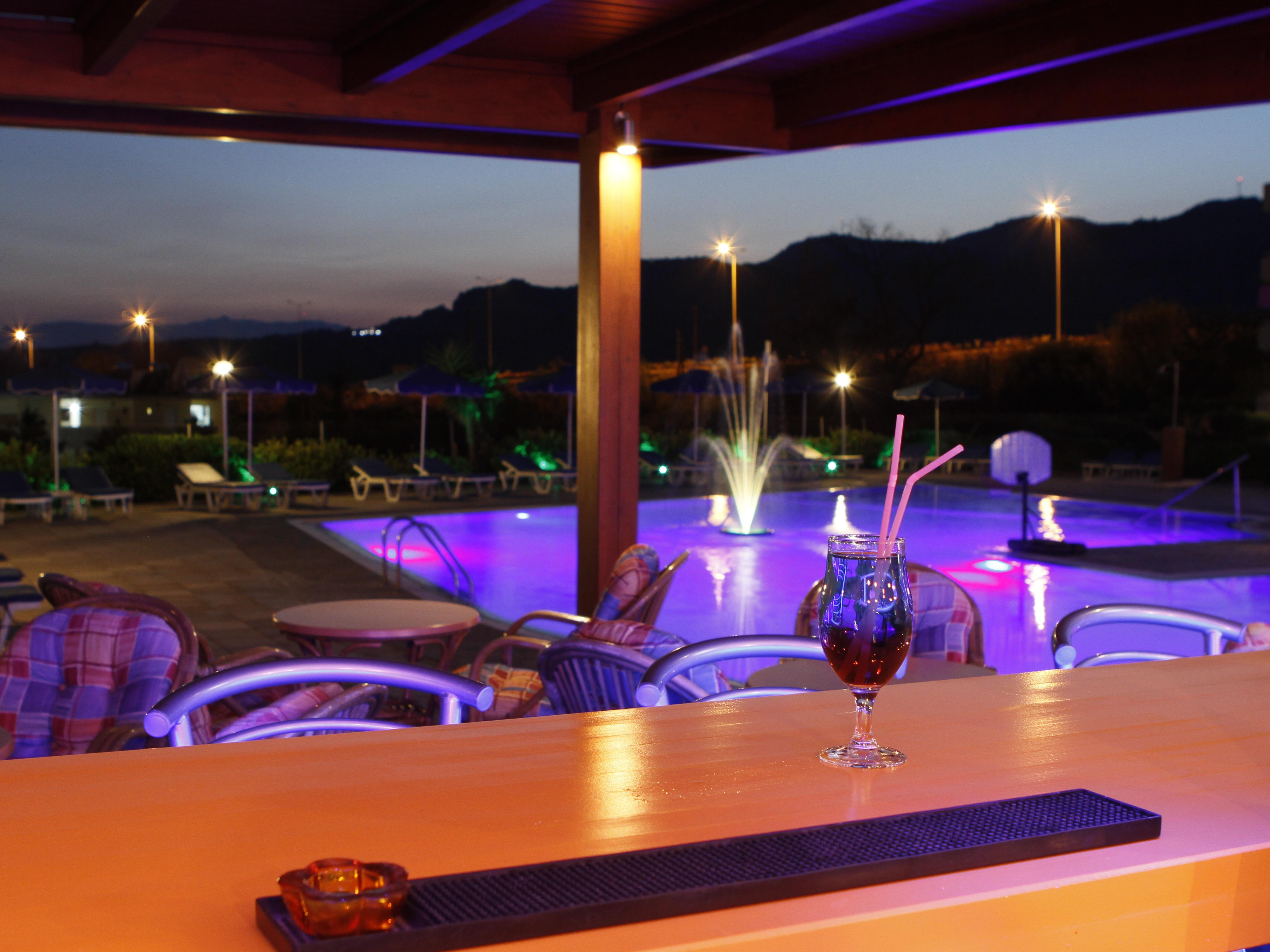 Zoes Hotel