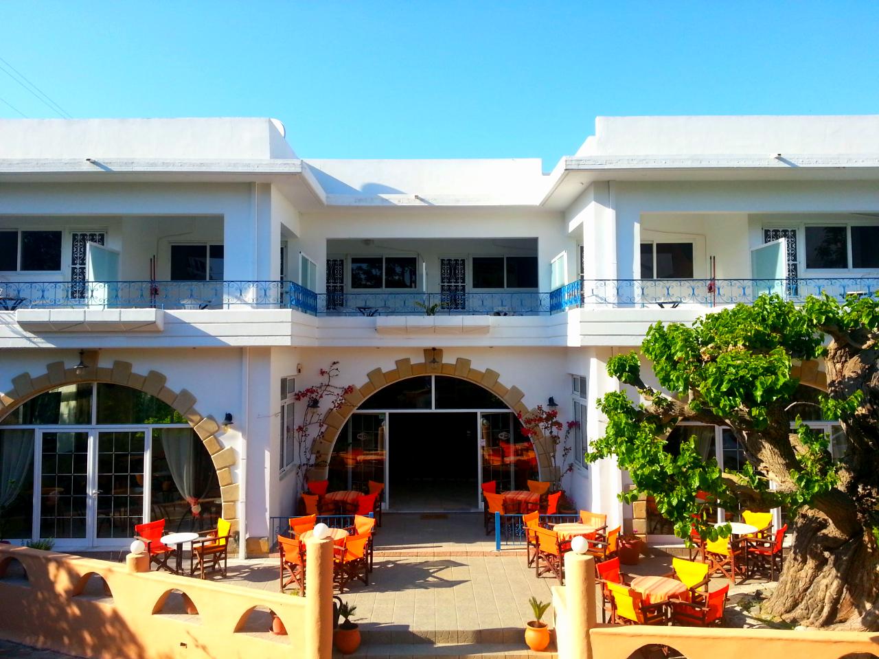 Effie's Dreams Holiday Studios