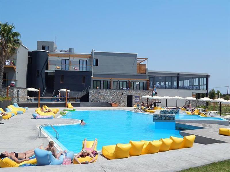 Gennadi Seaside Resort
