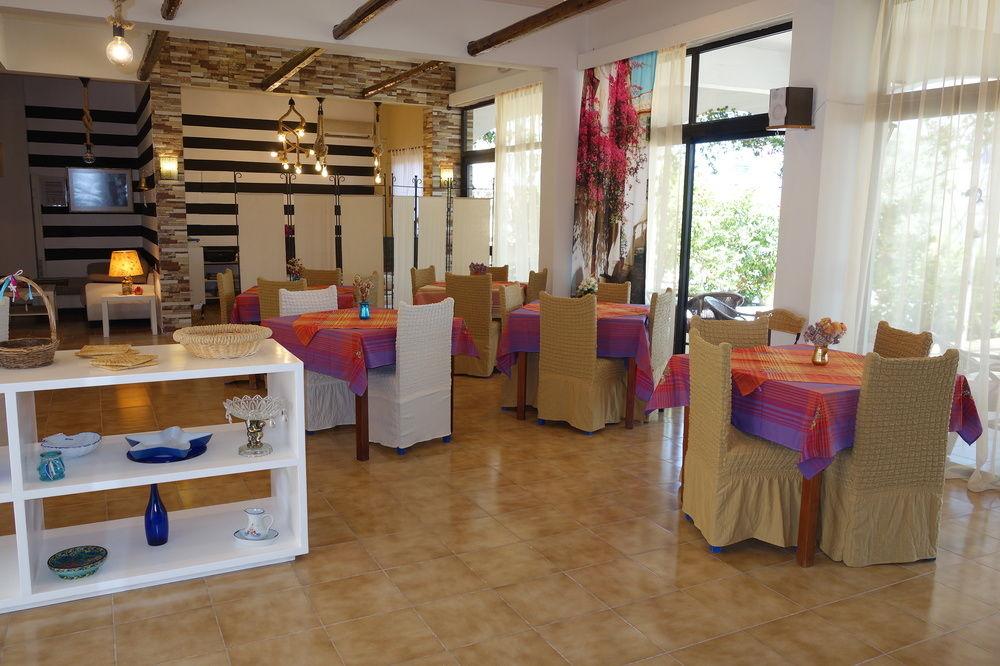 Panorama Gennadi Guest House & Bistrot