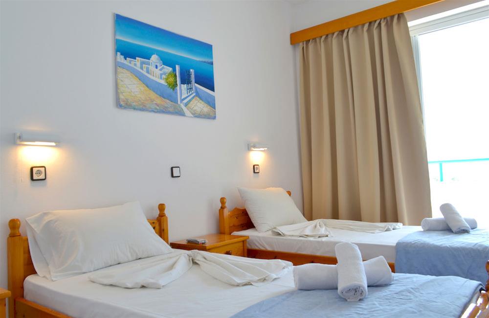 Summer Breeze Hotel
