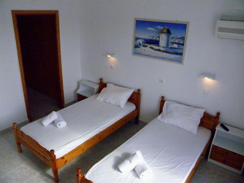 Summer Breeze Hotel