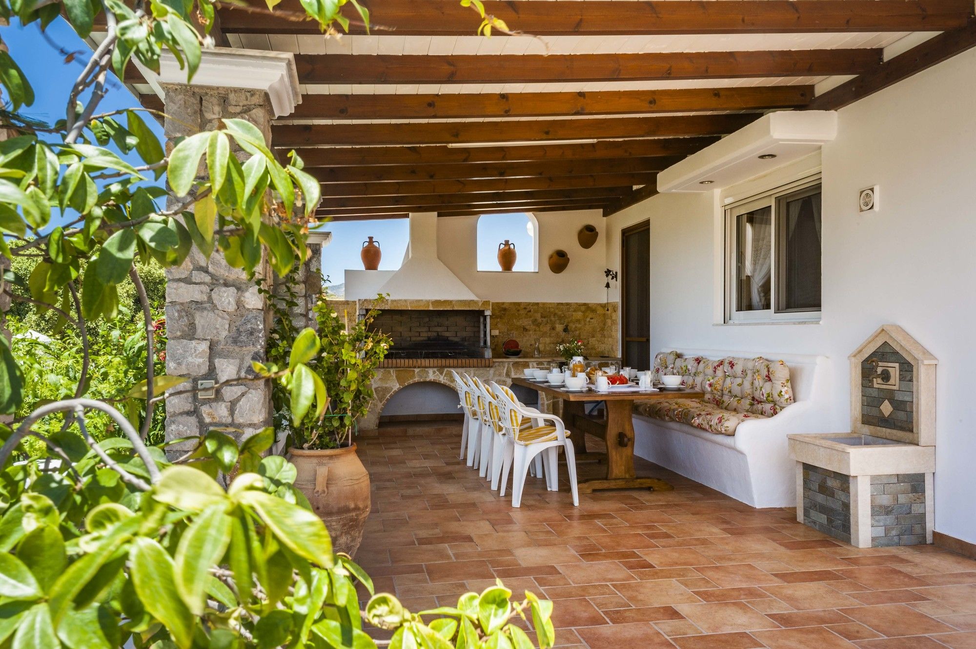 Villa Dionysus