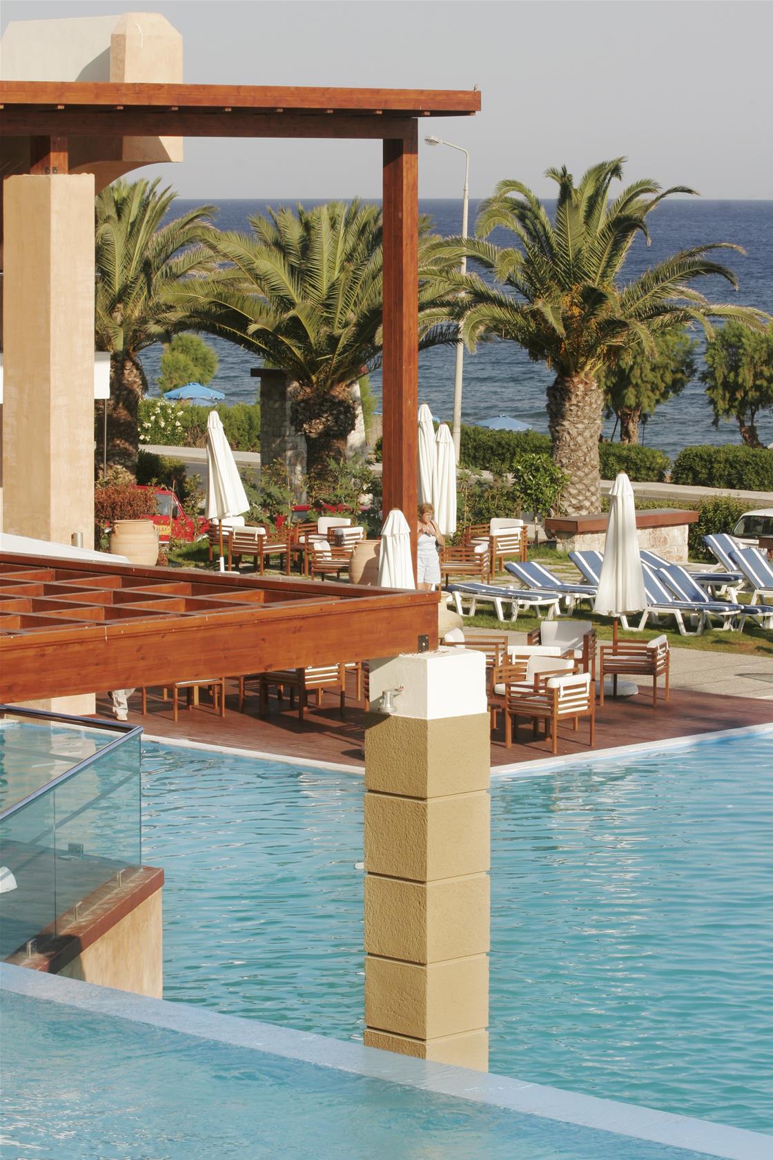 Oceanis Beach Hotel