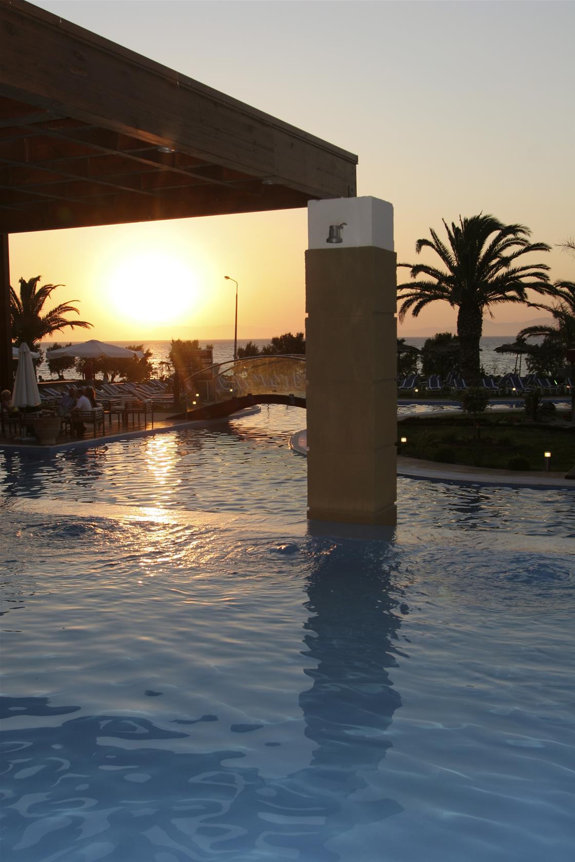 Oceanis Beach Hotel