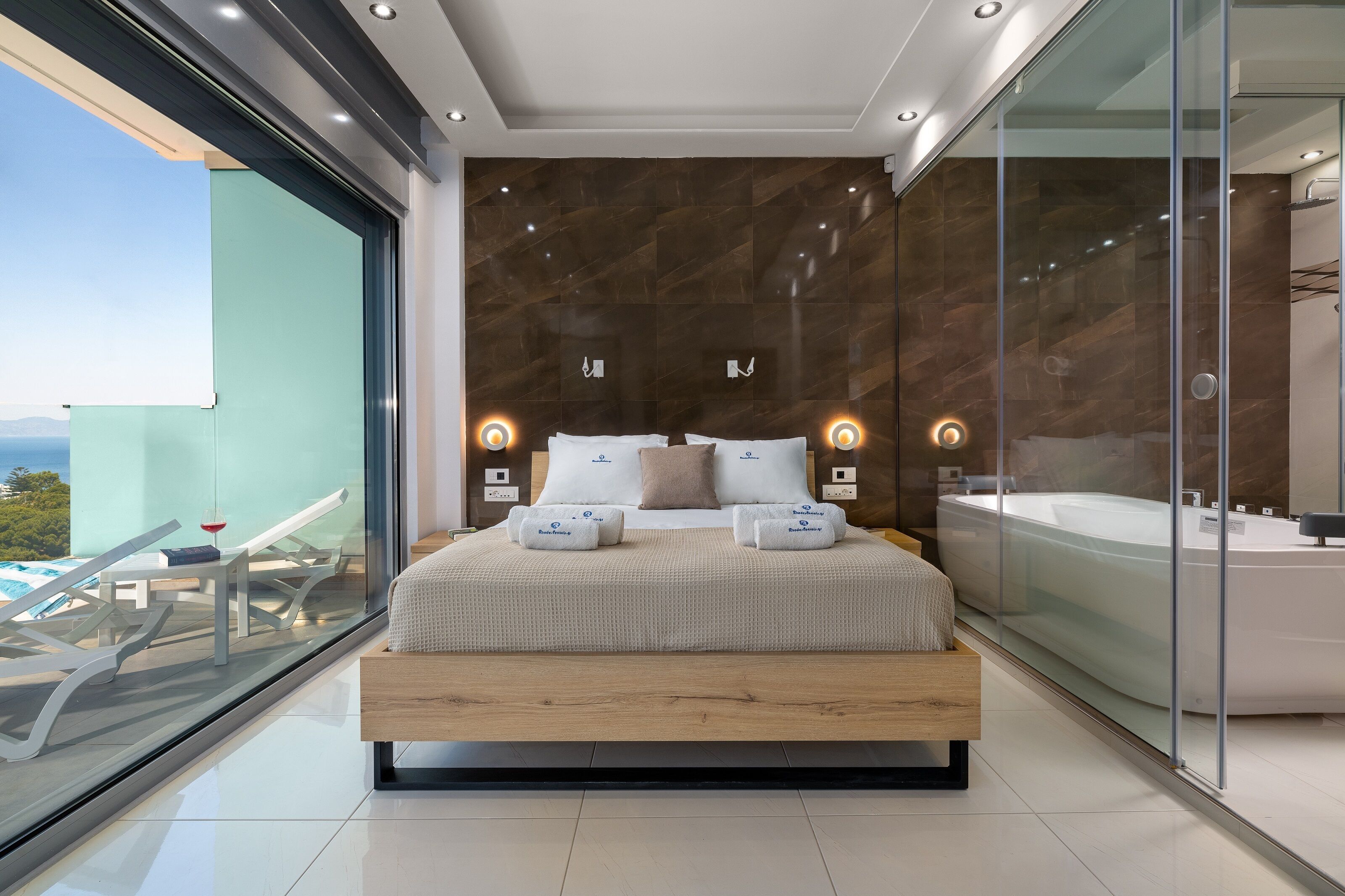 Rhodes SkyLine Suites