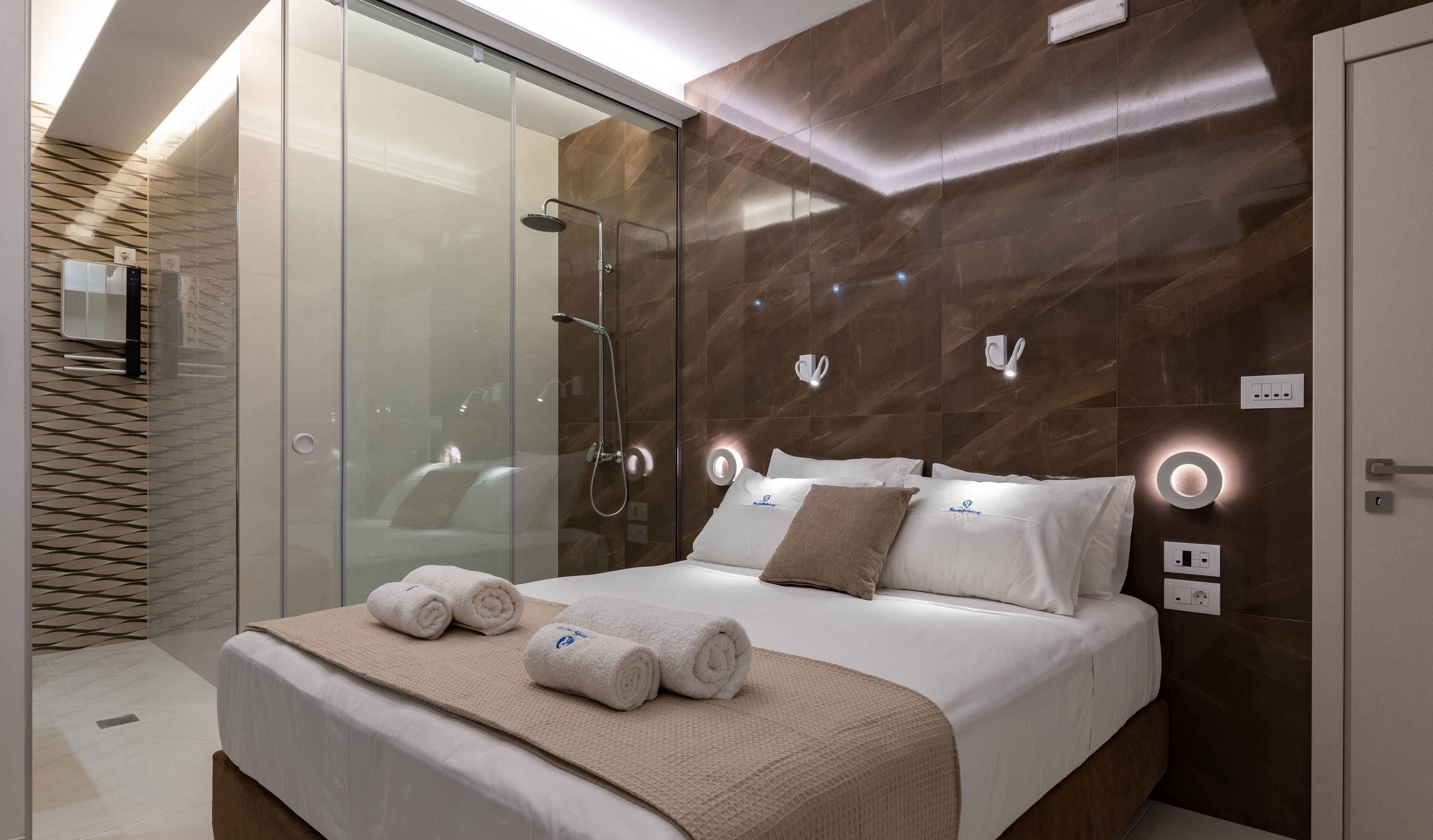Rhodes SkyLine Suites