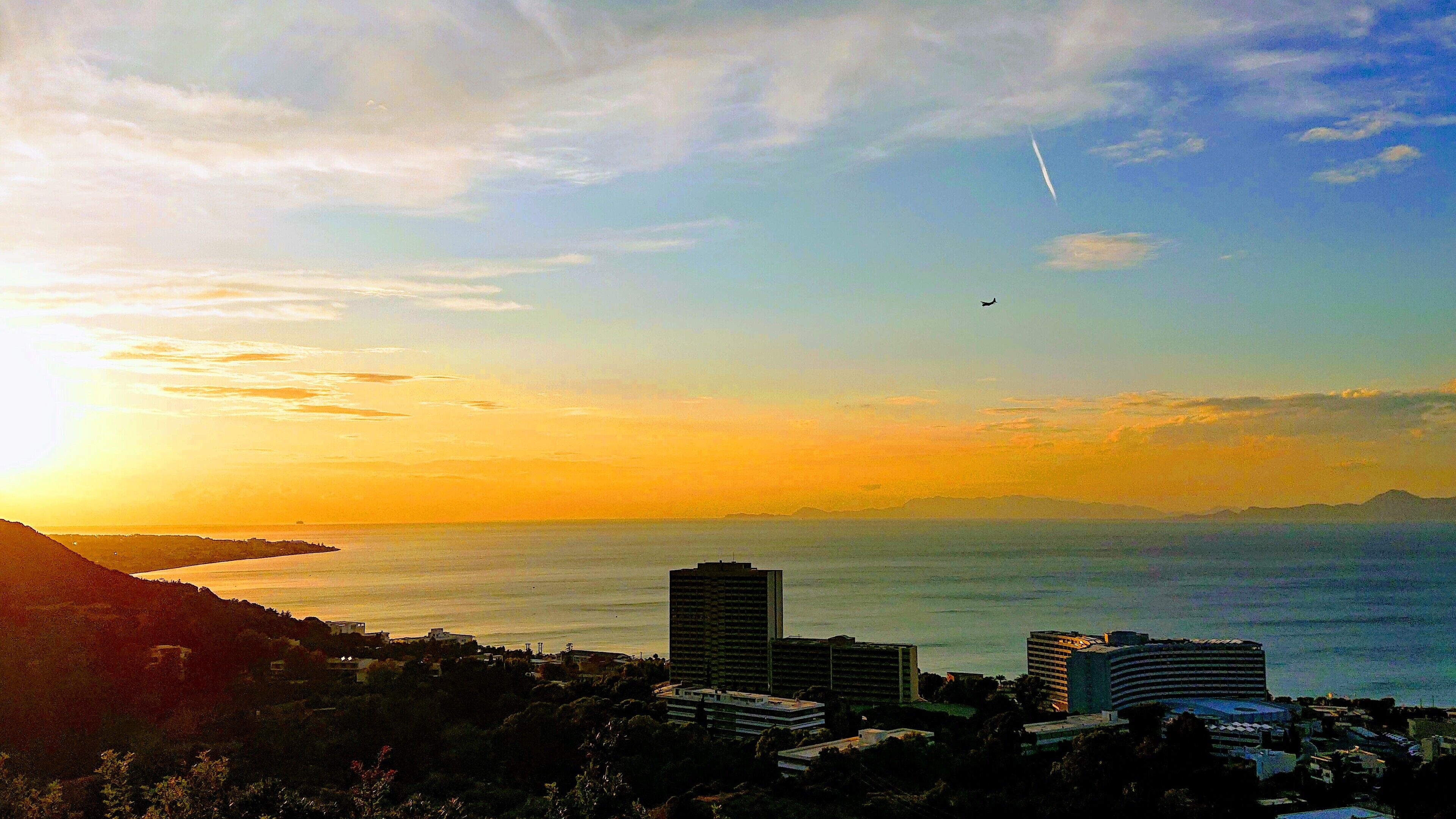 Rhodes SkyLine Suites