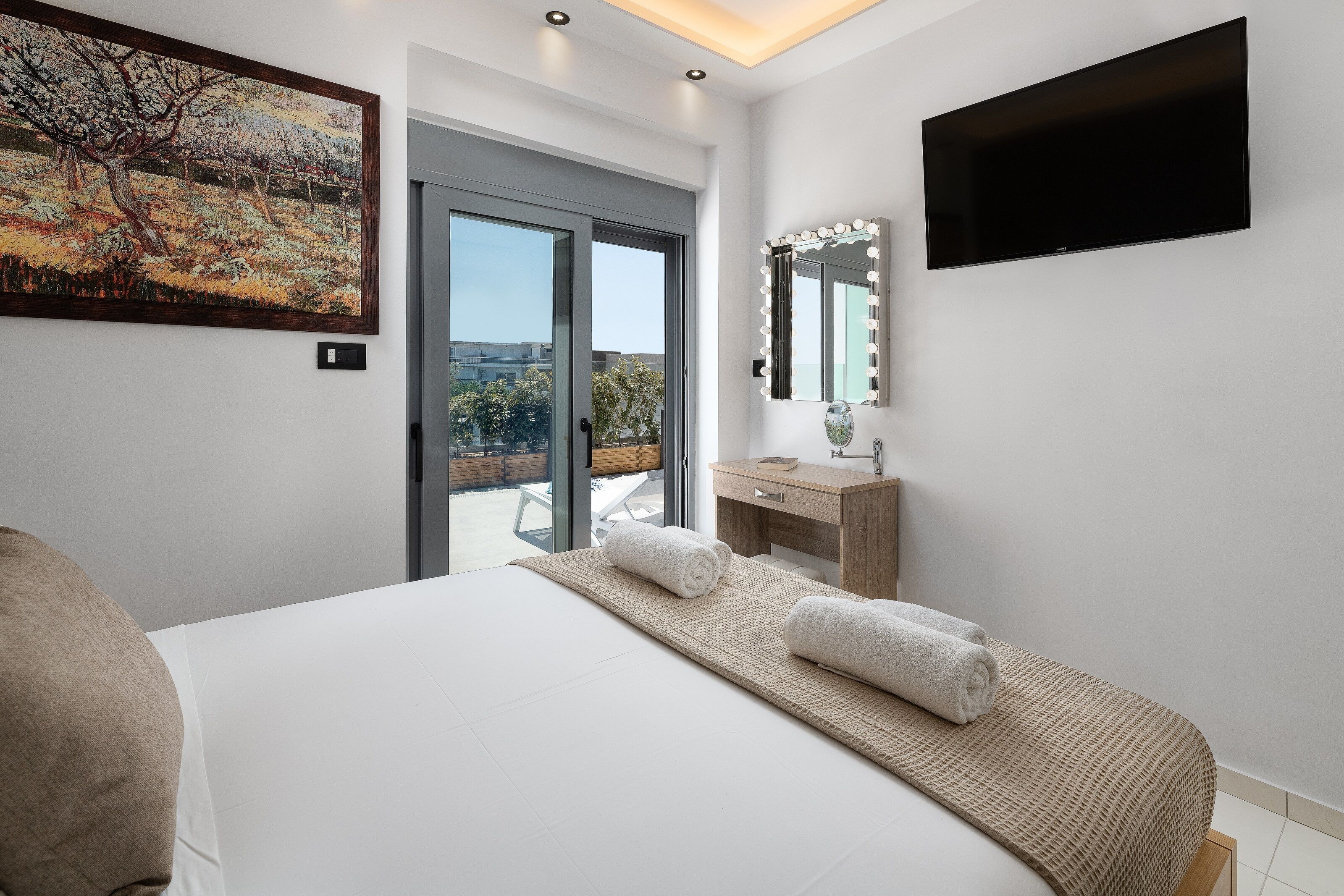 Rhodes SkyLine Suites