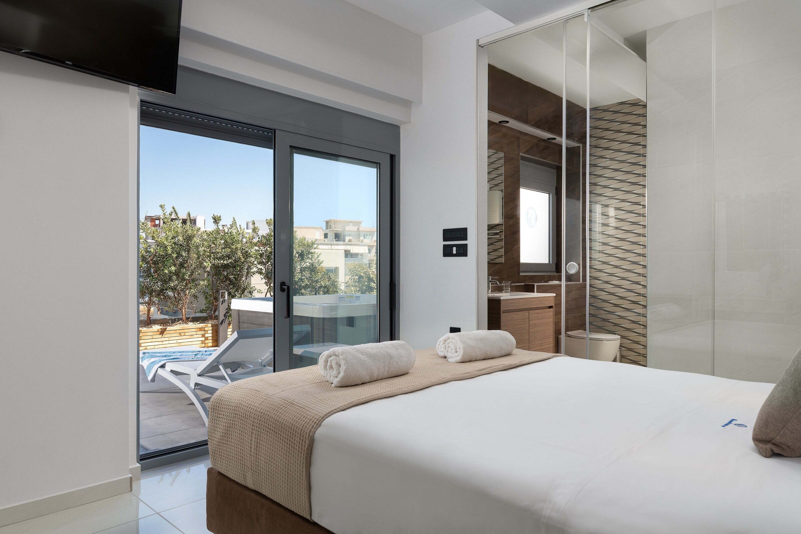 Rhodes SkyLine Suites
