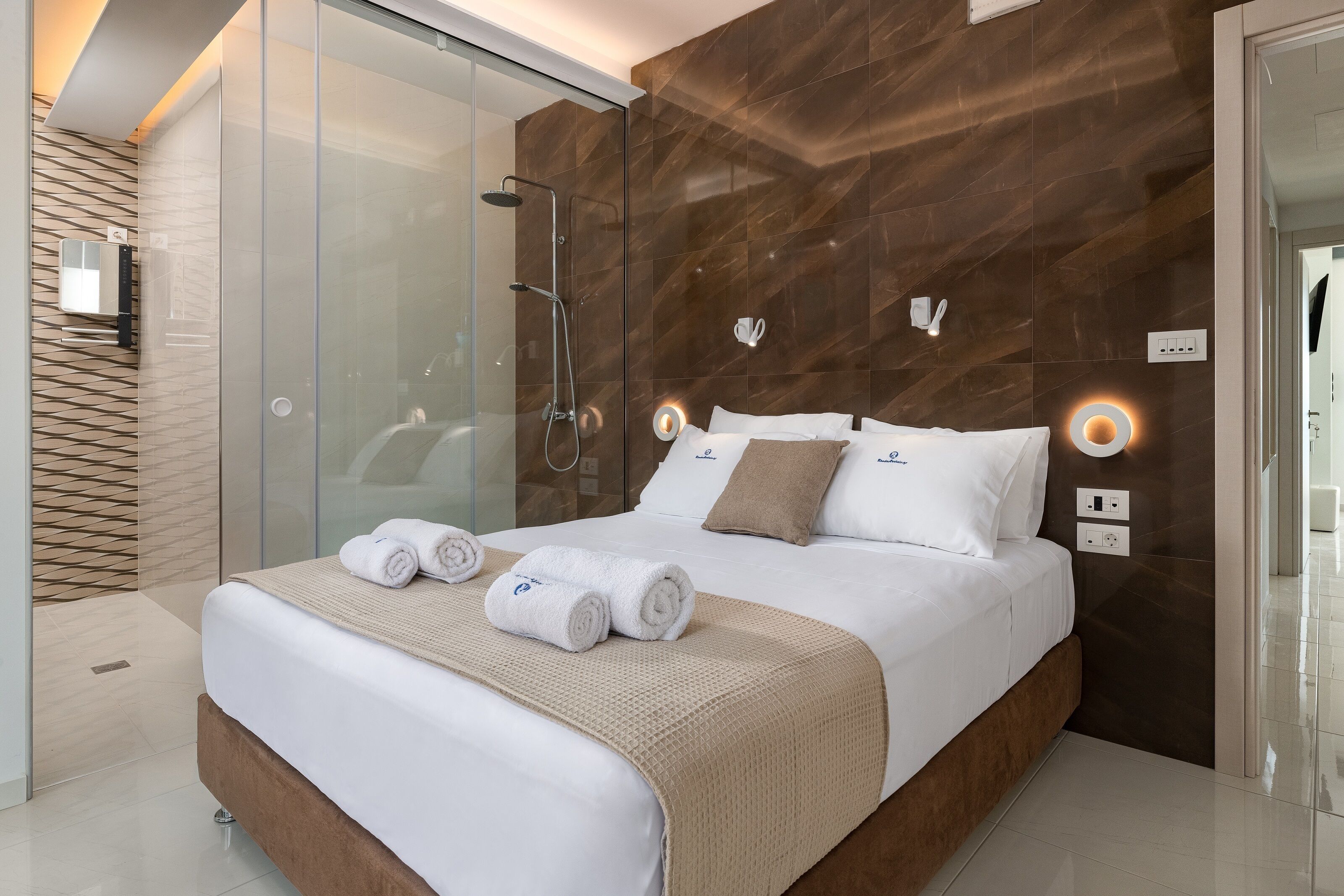 Rhodes SkyLine Suites