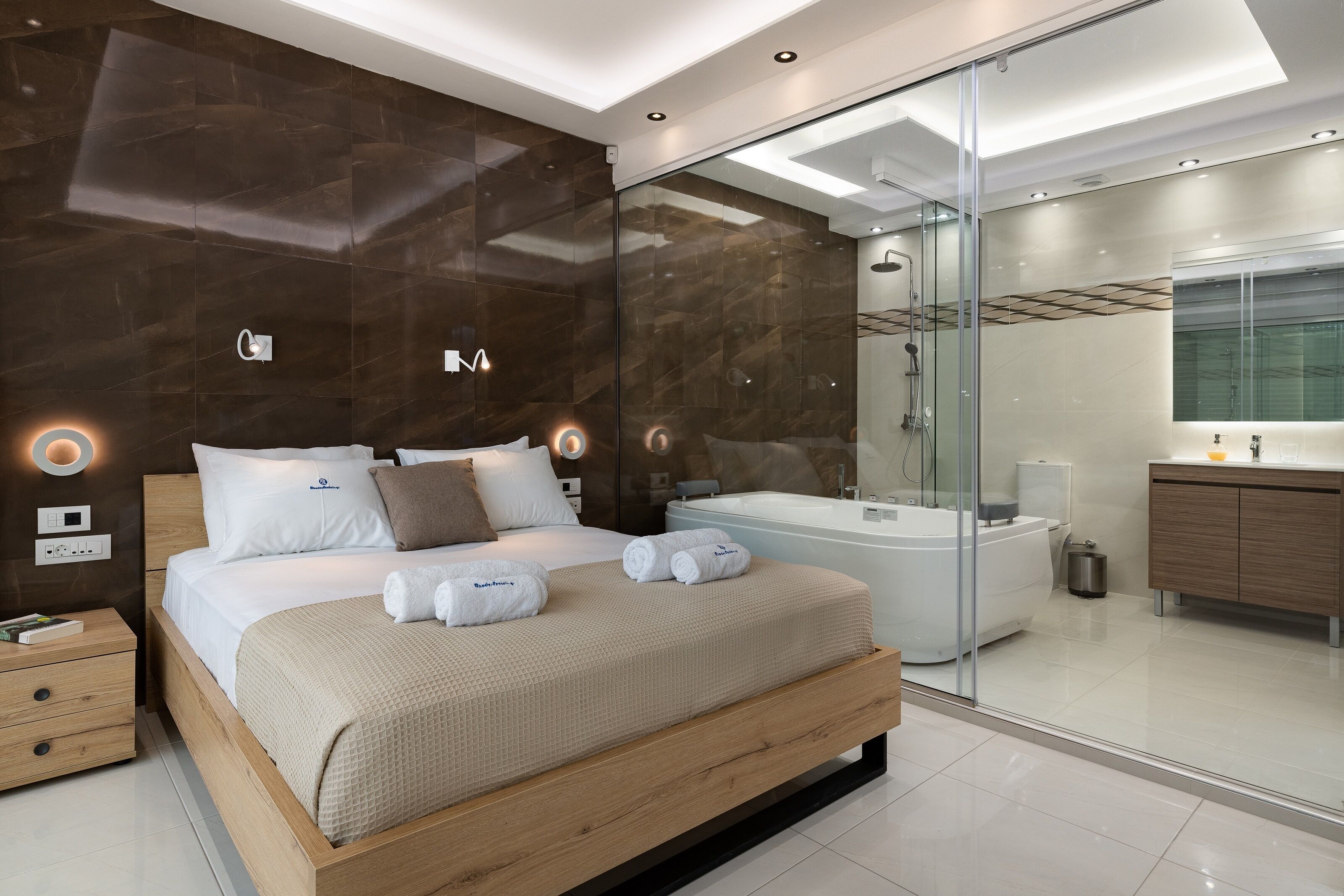 Rhodes SkyLine Suites