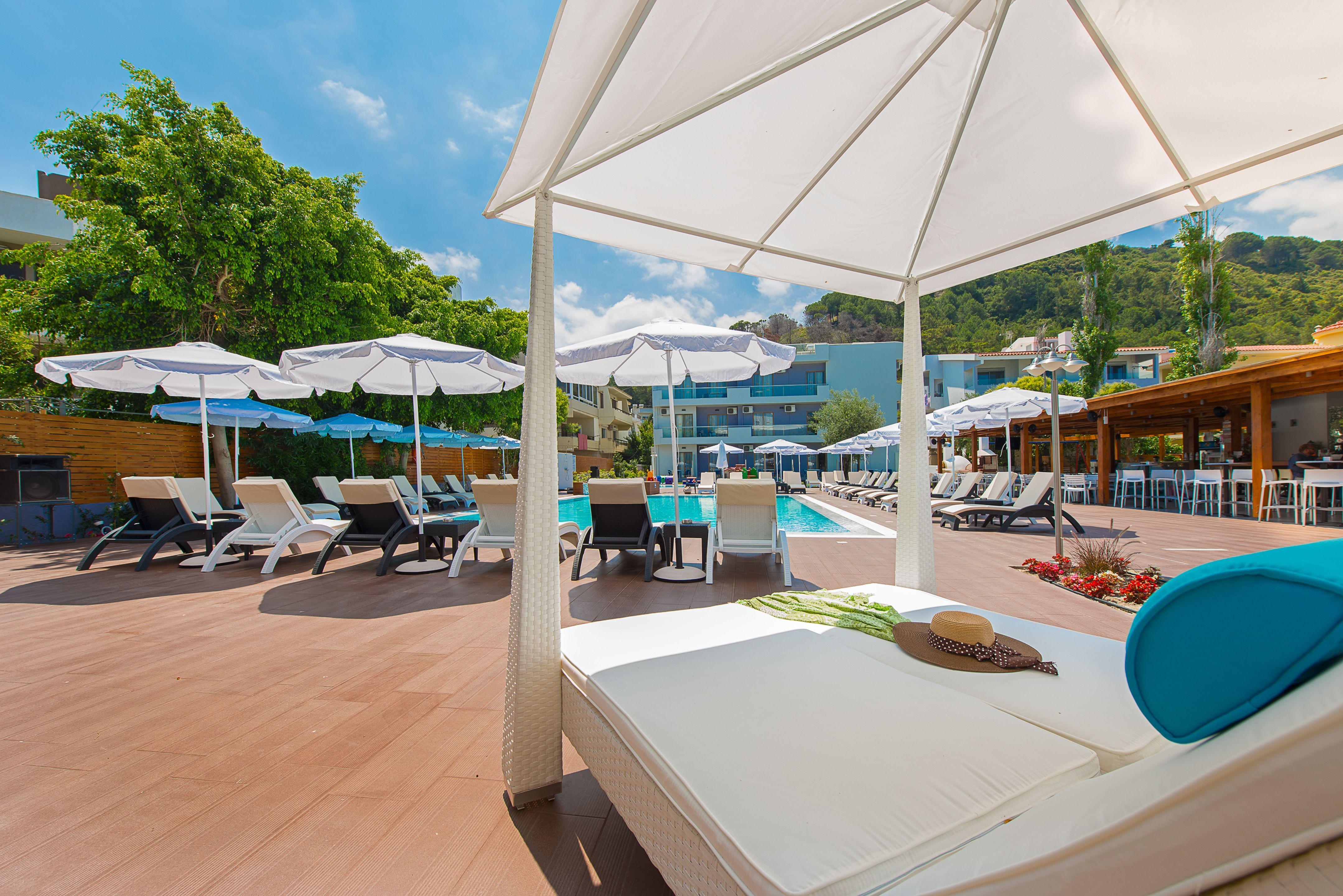 Sunny Days Hotel & Resort