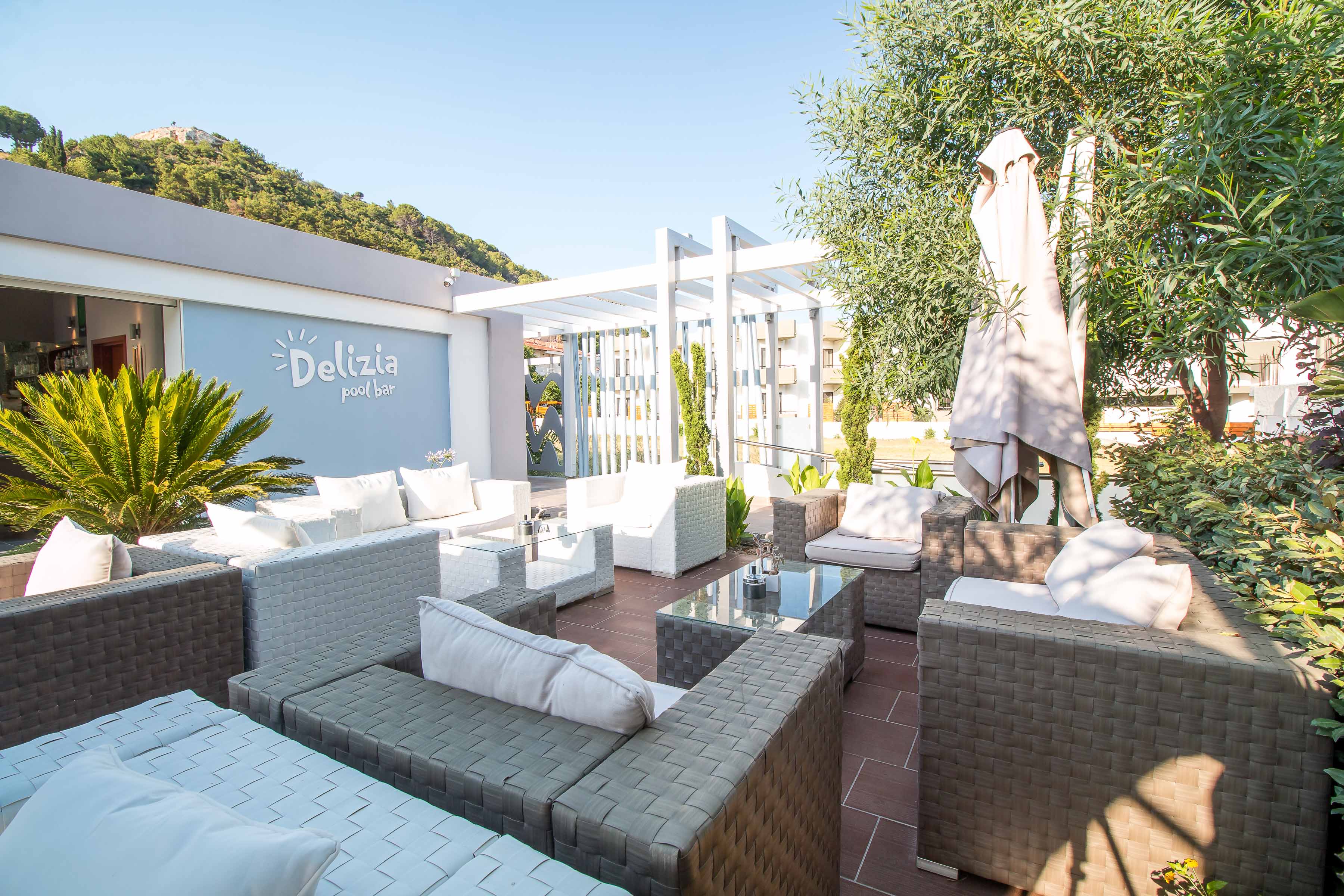 Sunny Days Hotel & Resort