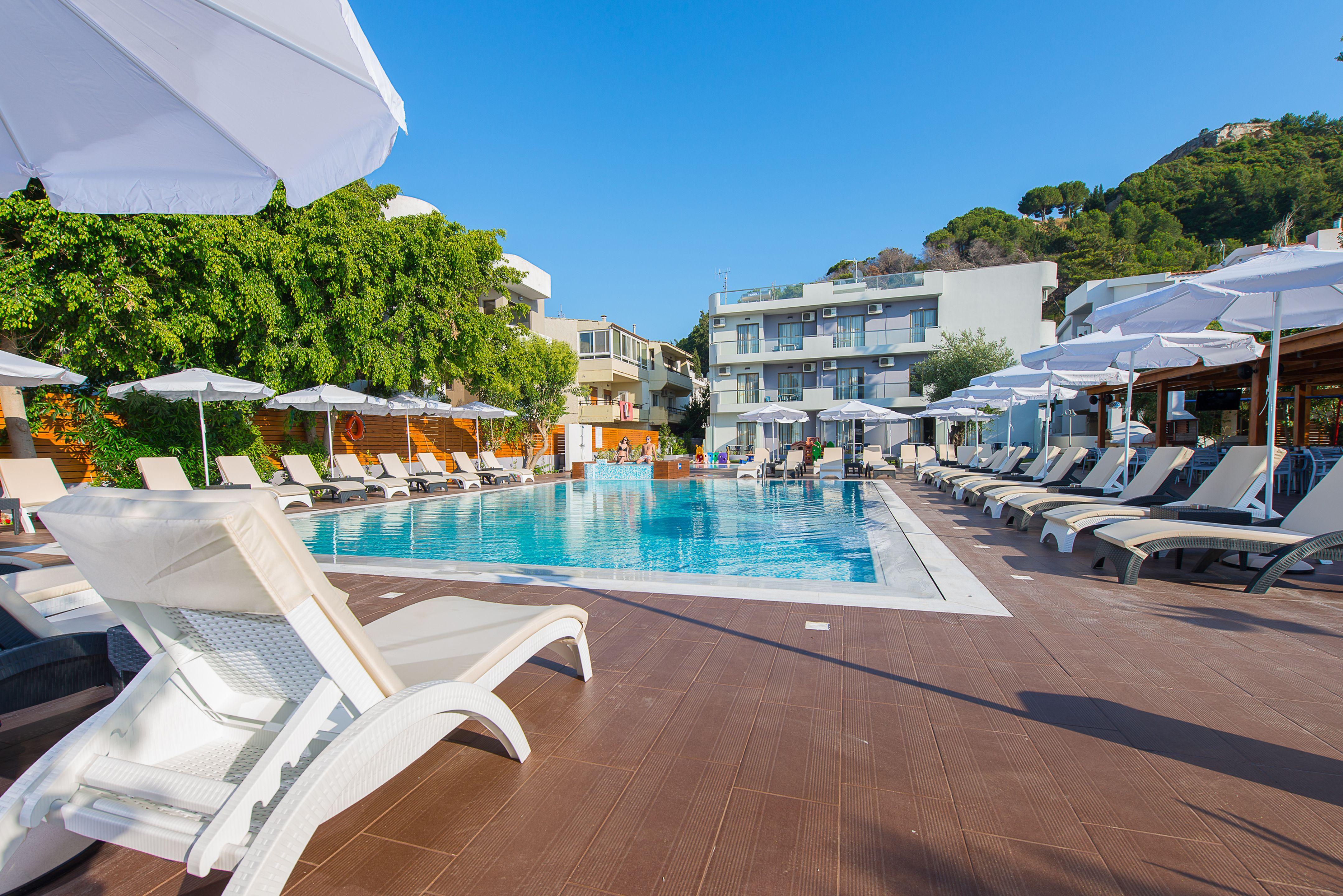 Sunny Days Hotel & Resort
