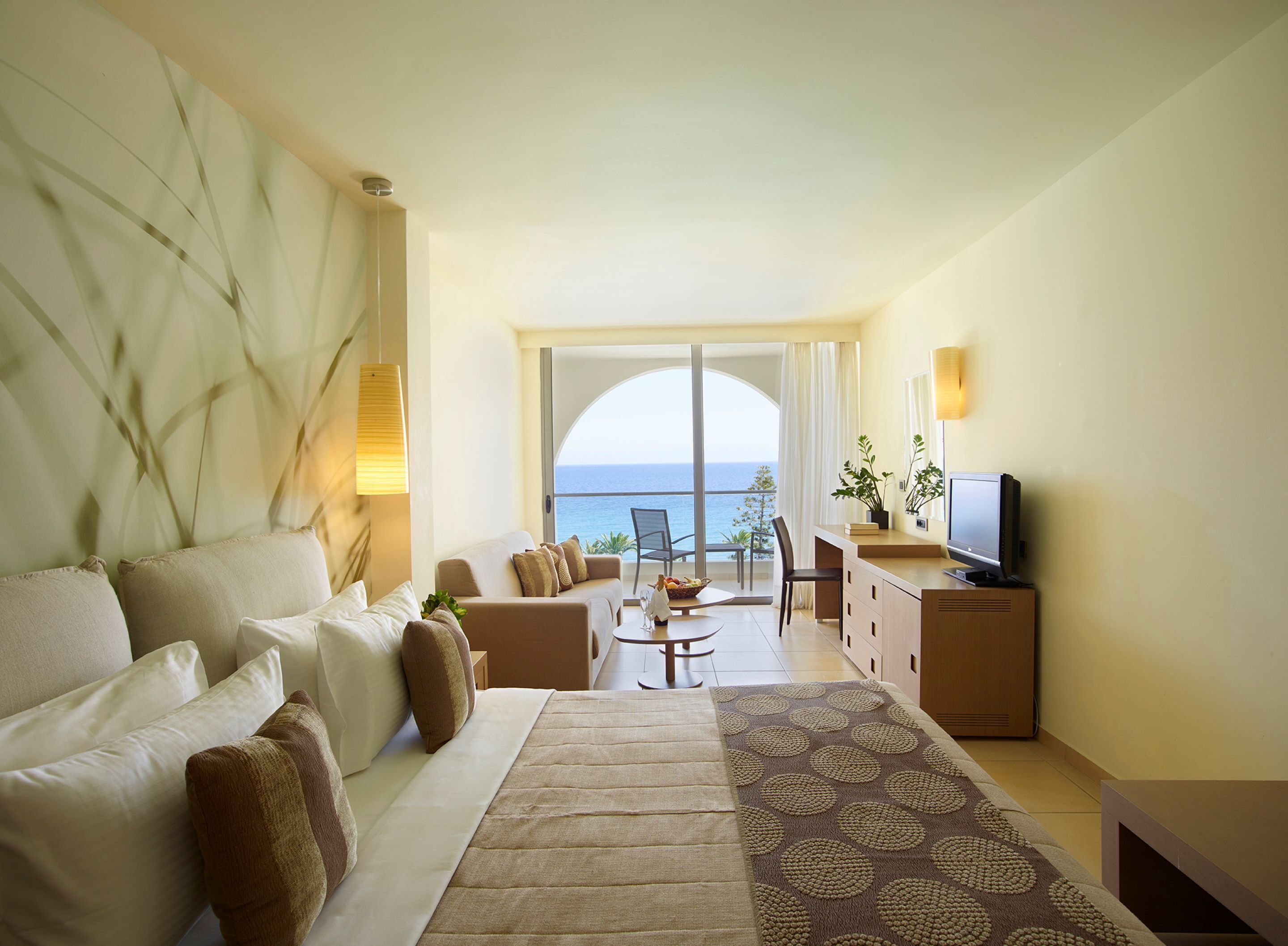 The Ixian Grand & All Suites