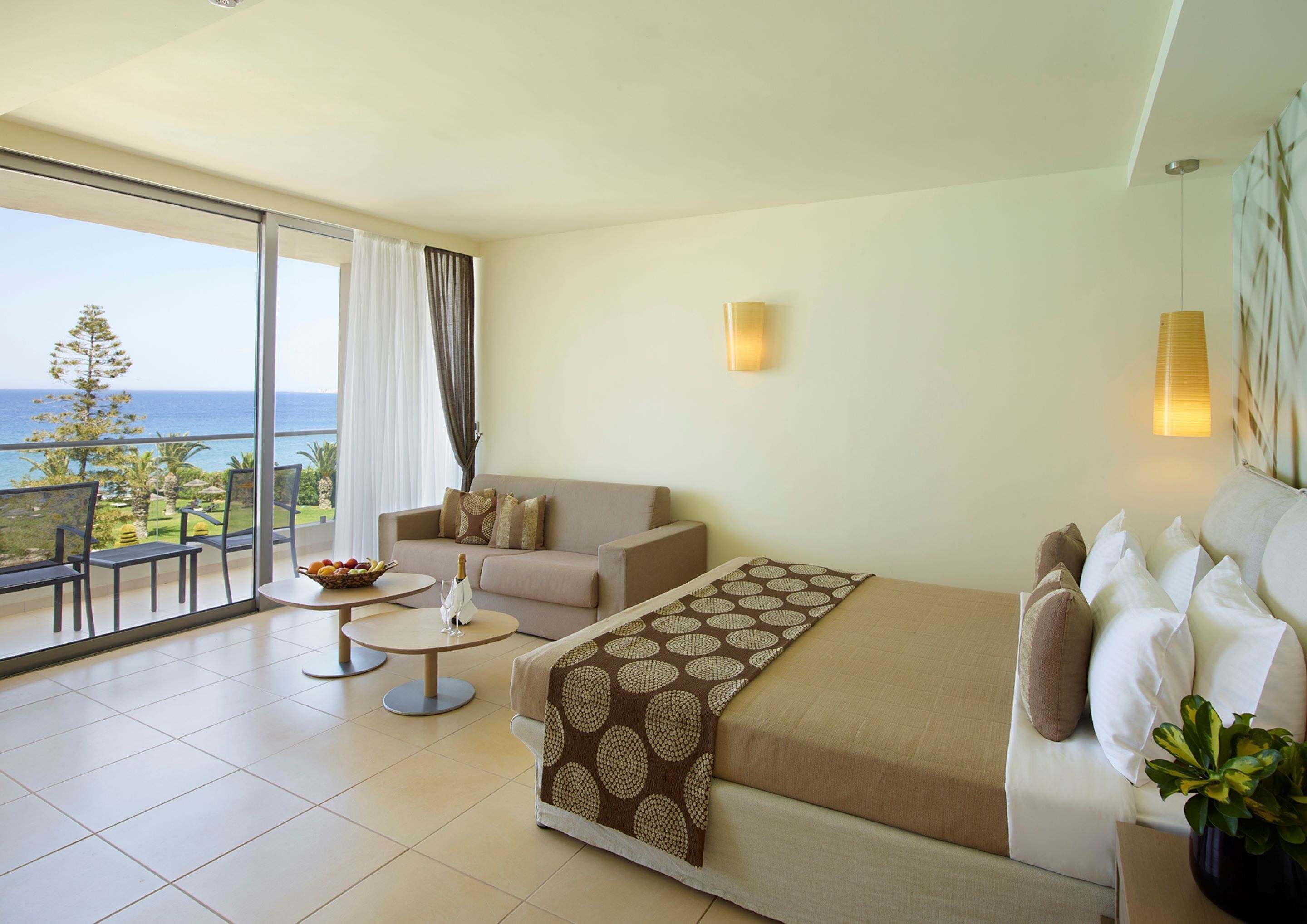 The Ixian Grand & All Suites